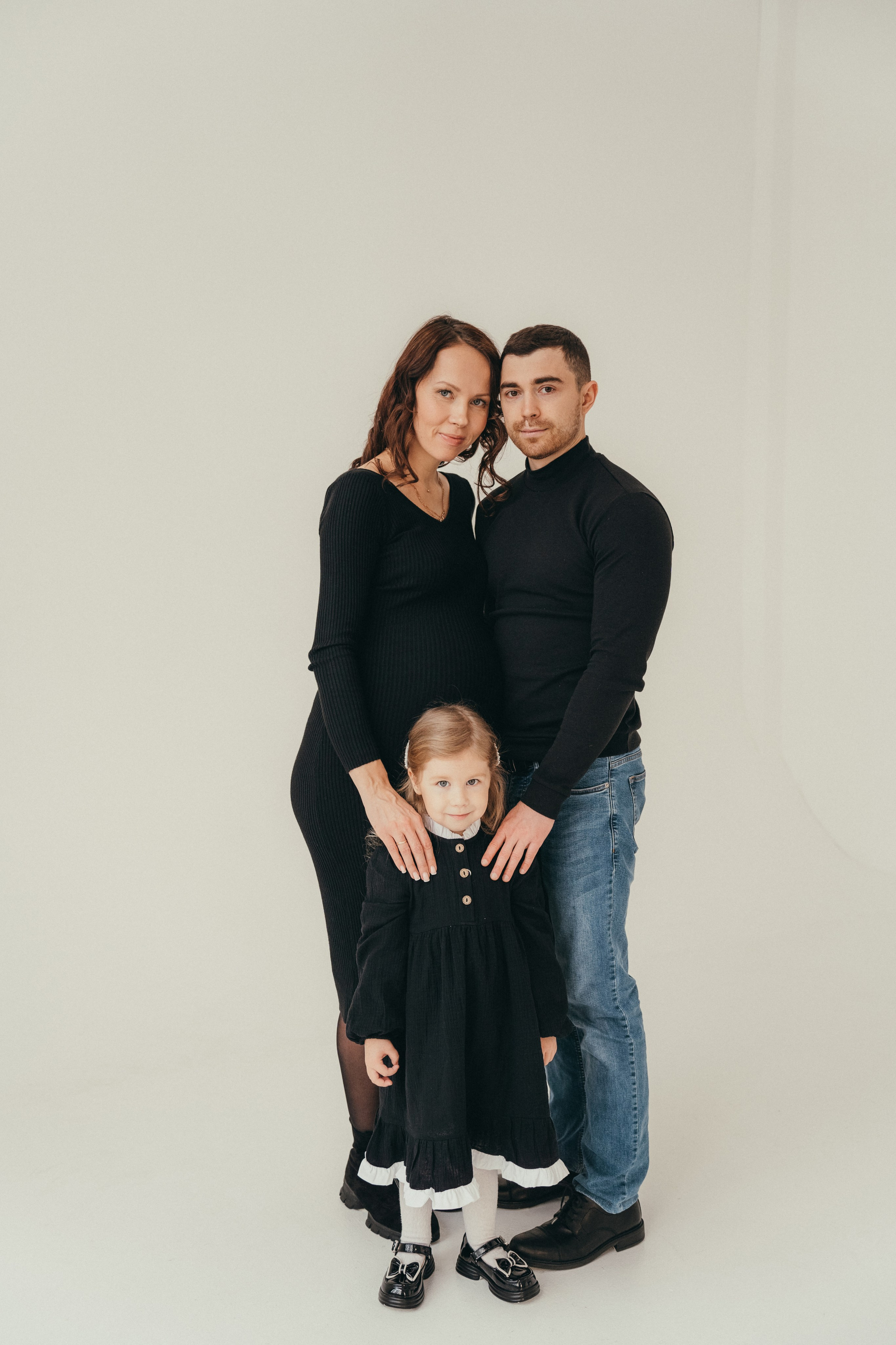 Илья, Алена и Аришка. Семейный фотограф • Домашние съемки в Нижнем Новгороде