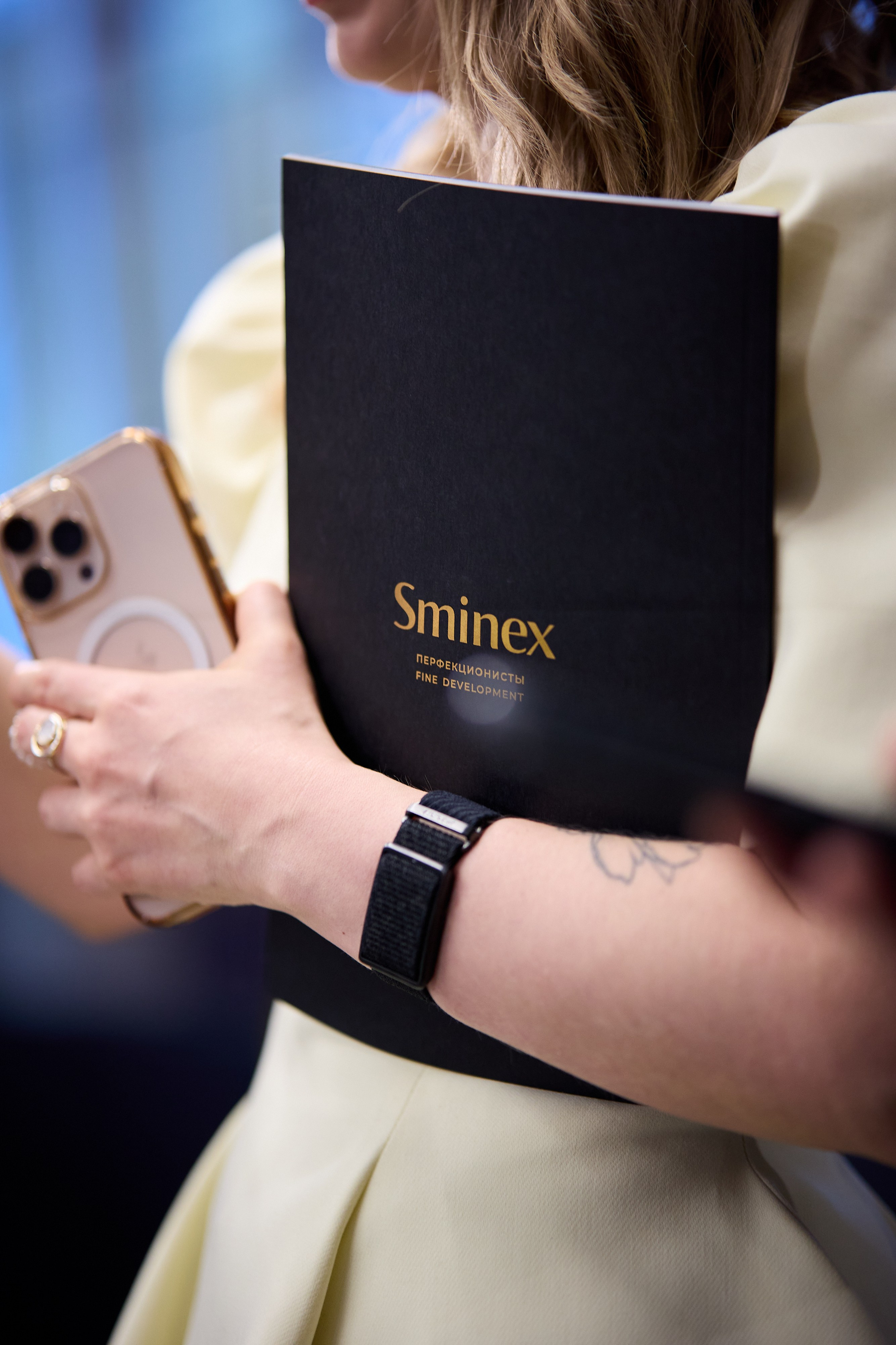 SMINEX. Ретушер Довгуля Александр