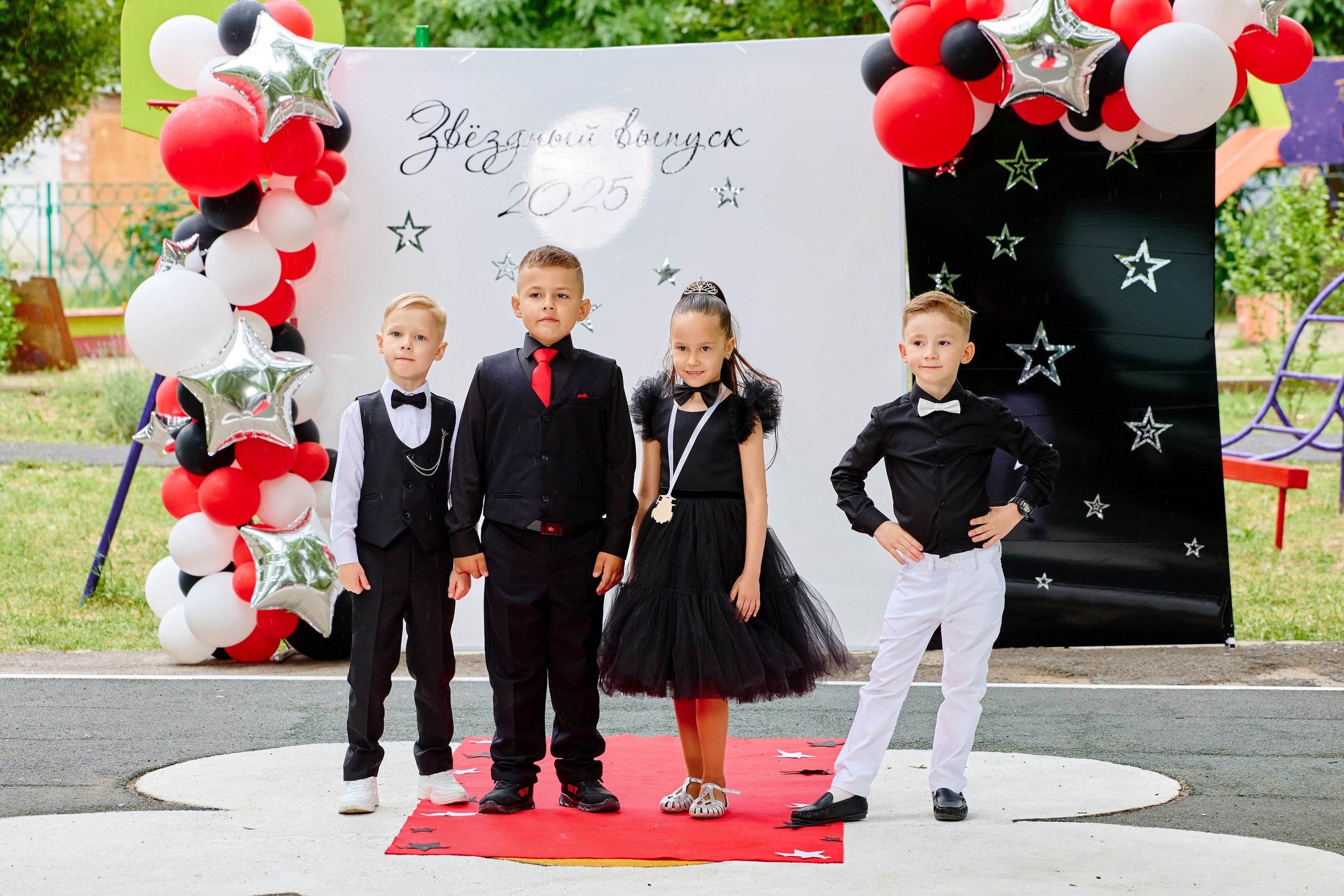 Выпускной 45 сад. Фотограф Выпускные альбомы Таганрог Сергей Коробченко