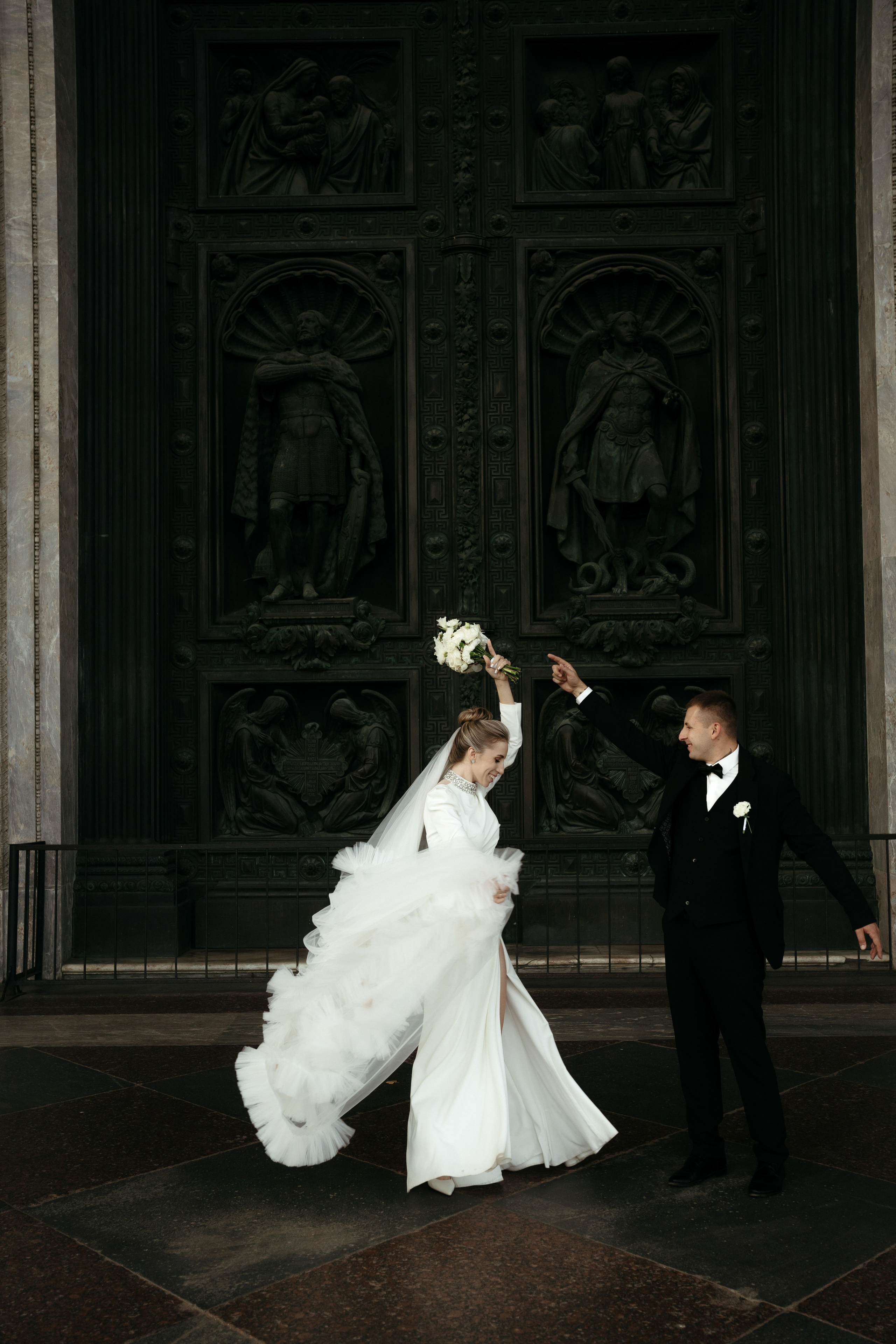 Однажды в летнем саду. Свадебный фотограф в Петербурге Таша Вайб