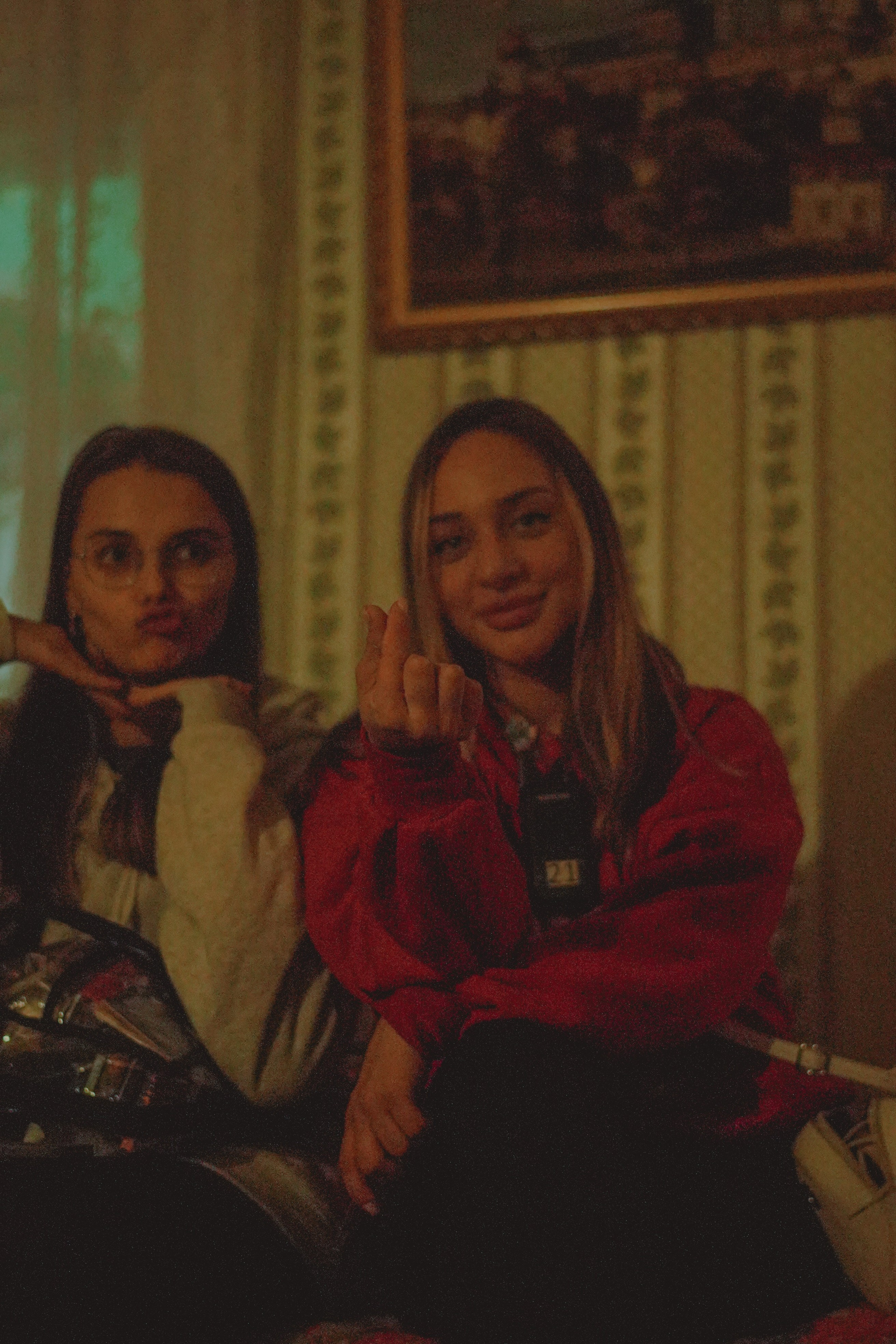 За кадром — КФ " Я женил своих родителей ". Beardy Pix