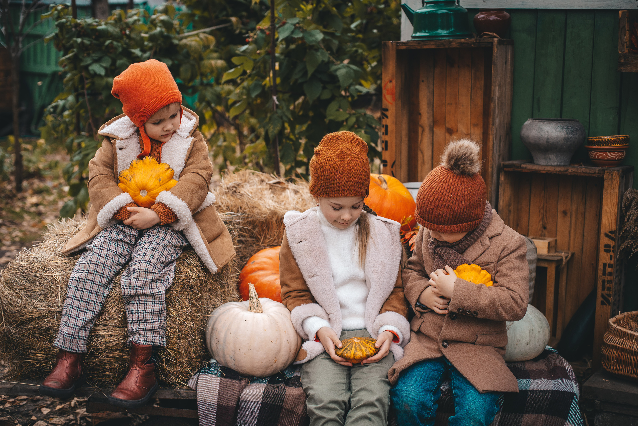 Аня, Артем и Анфиса. Осень в домике Элли г. Пушкино. Семейный и детский фотограф в Сергиев Посаде, Хотьково Якимчук Любовь
