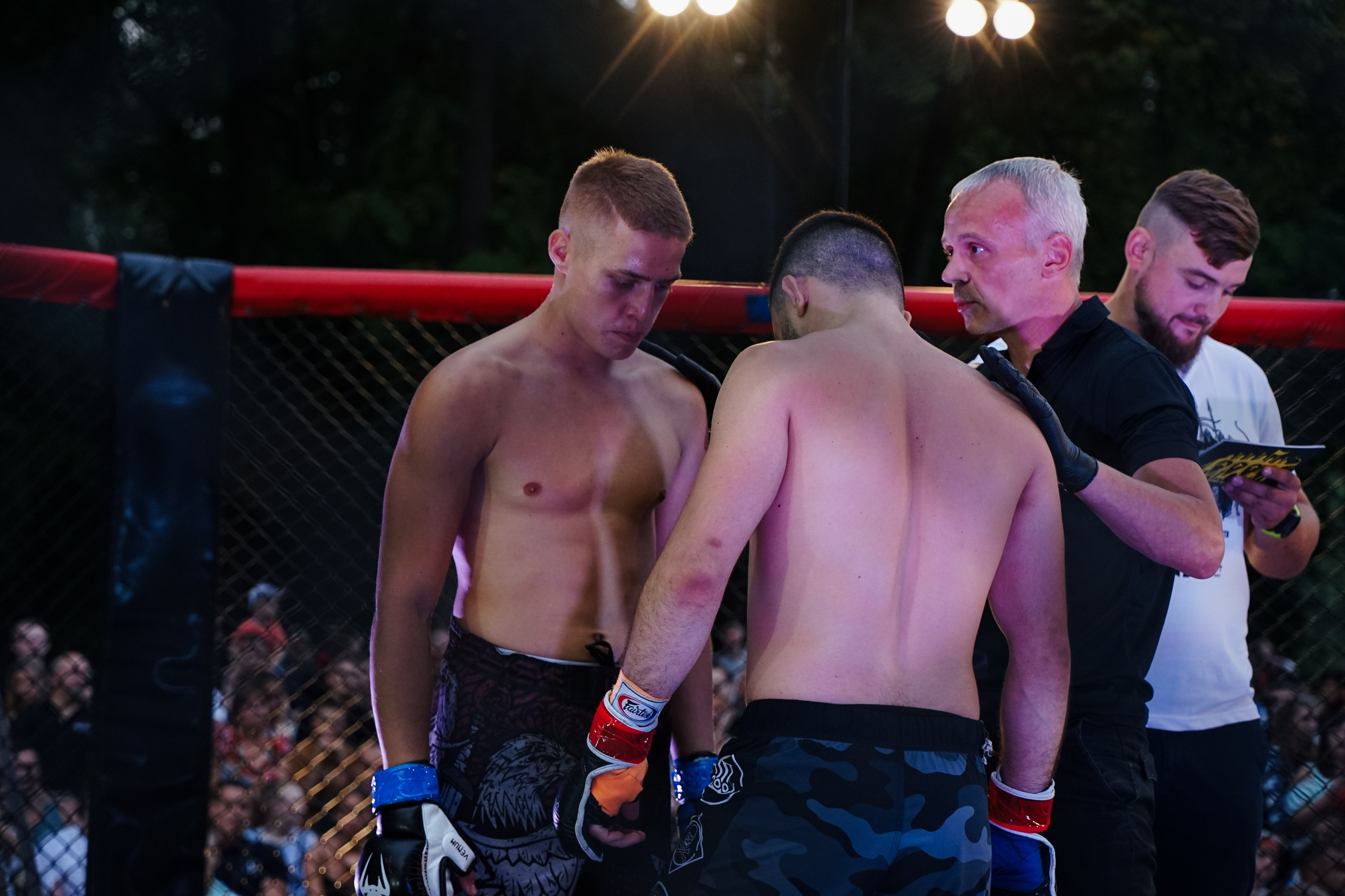 Вечер боев в ЦПКиО. Фотограф Надежда Погребняк | Рязань | Москва