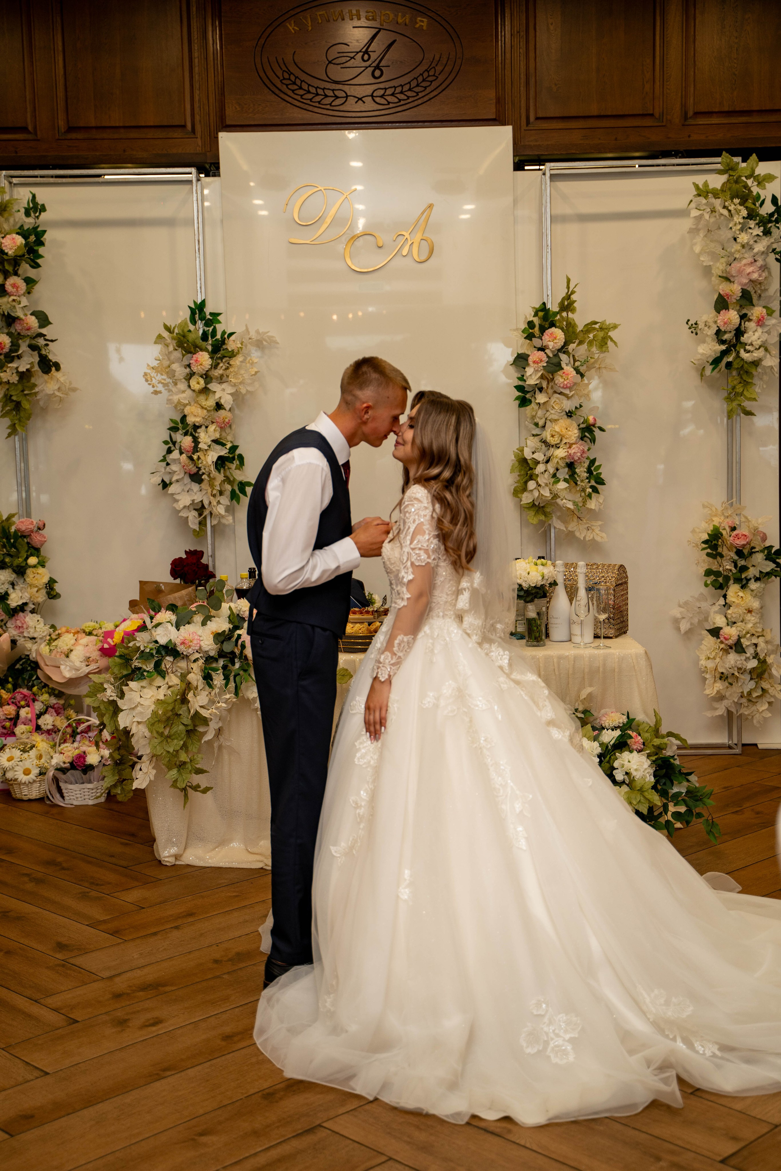 Данил и Анастасия. Видеосьемка, фотосьемка свадеб, юбилеев, утренников в Краснодарском кр