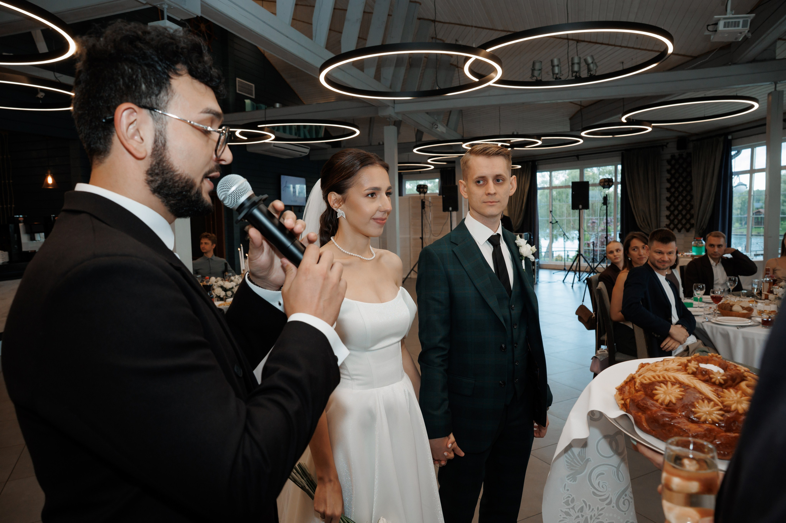 Регистрация в отеле Fish Point, ЗАГС Бутово, прогулка в Остафьево. Свадебный и репортажный фотограф (Москва, Королев и другие)