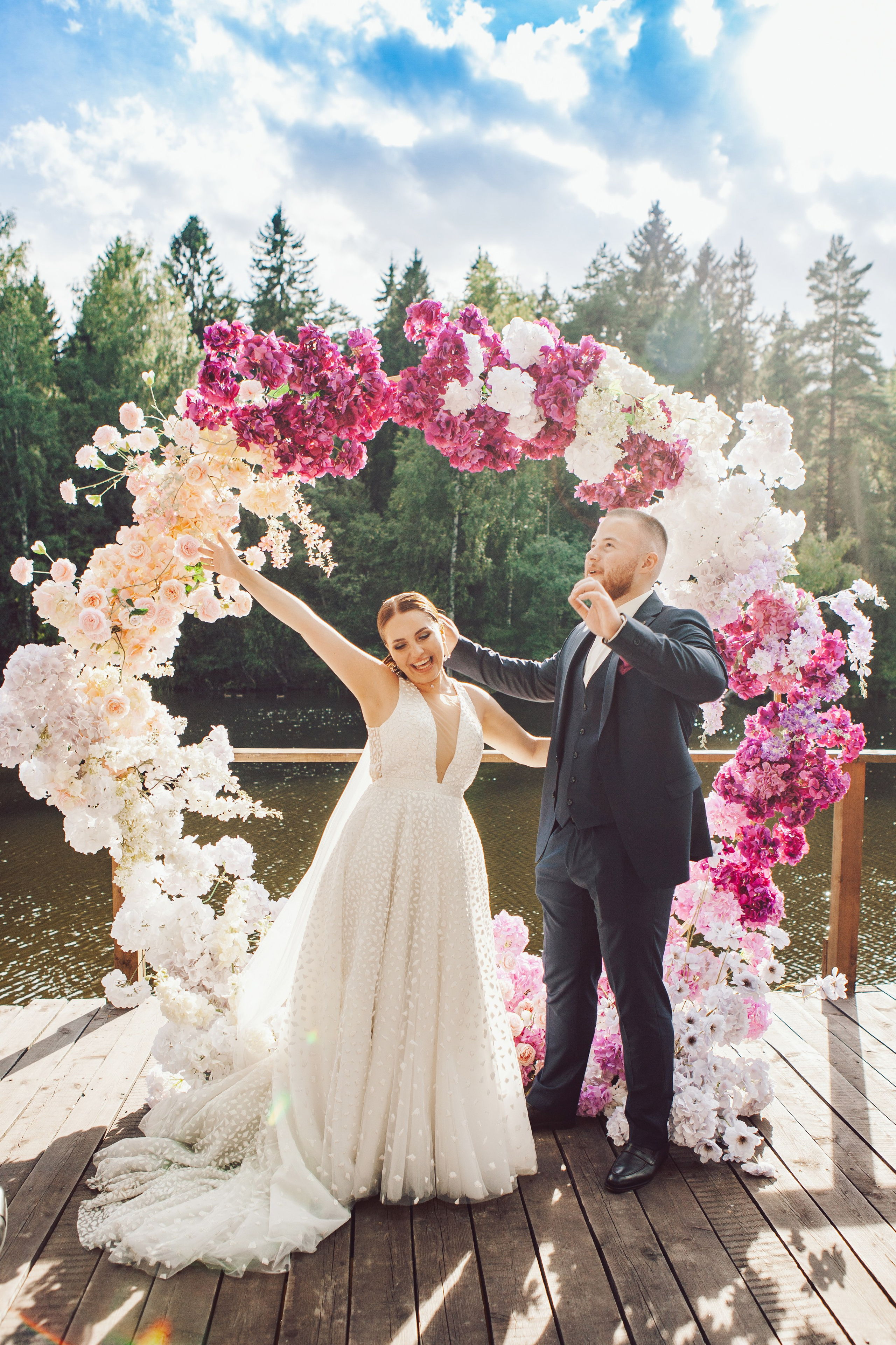 Свадебная фотосессия в отеле hartwell hotel и на патриарших прудах. Фотограф Ольга Ефремова