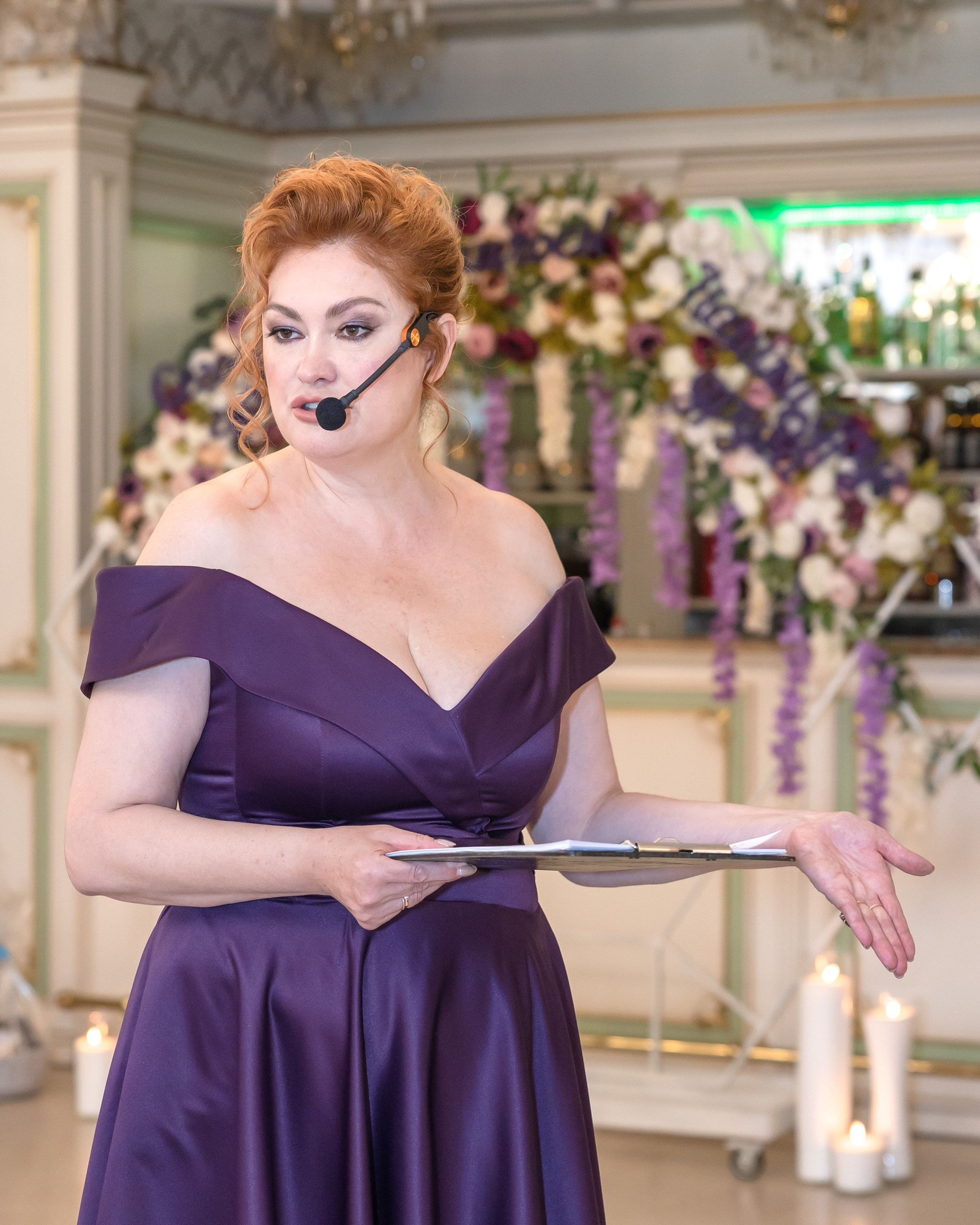 Фотосессия: Ведущая мероприятий Оксана. Фотограф Владимир Охрименко