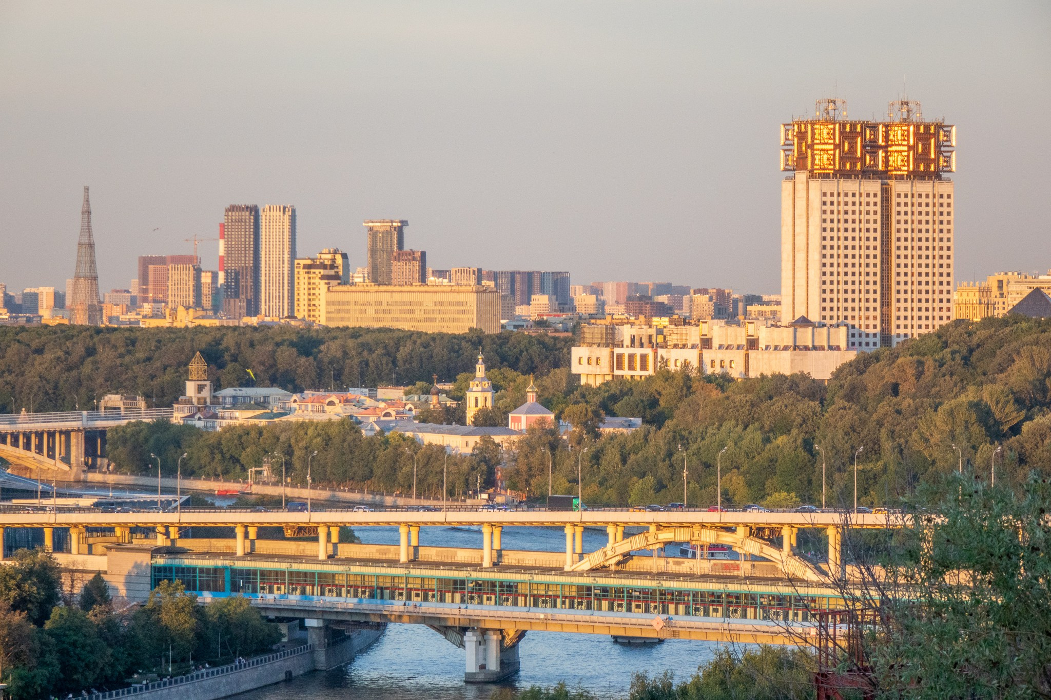 Достопримечательности Москвы. Коммерческая фотосъёмка городской среды, архитектуры и производственных объектов