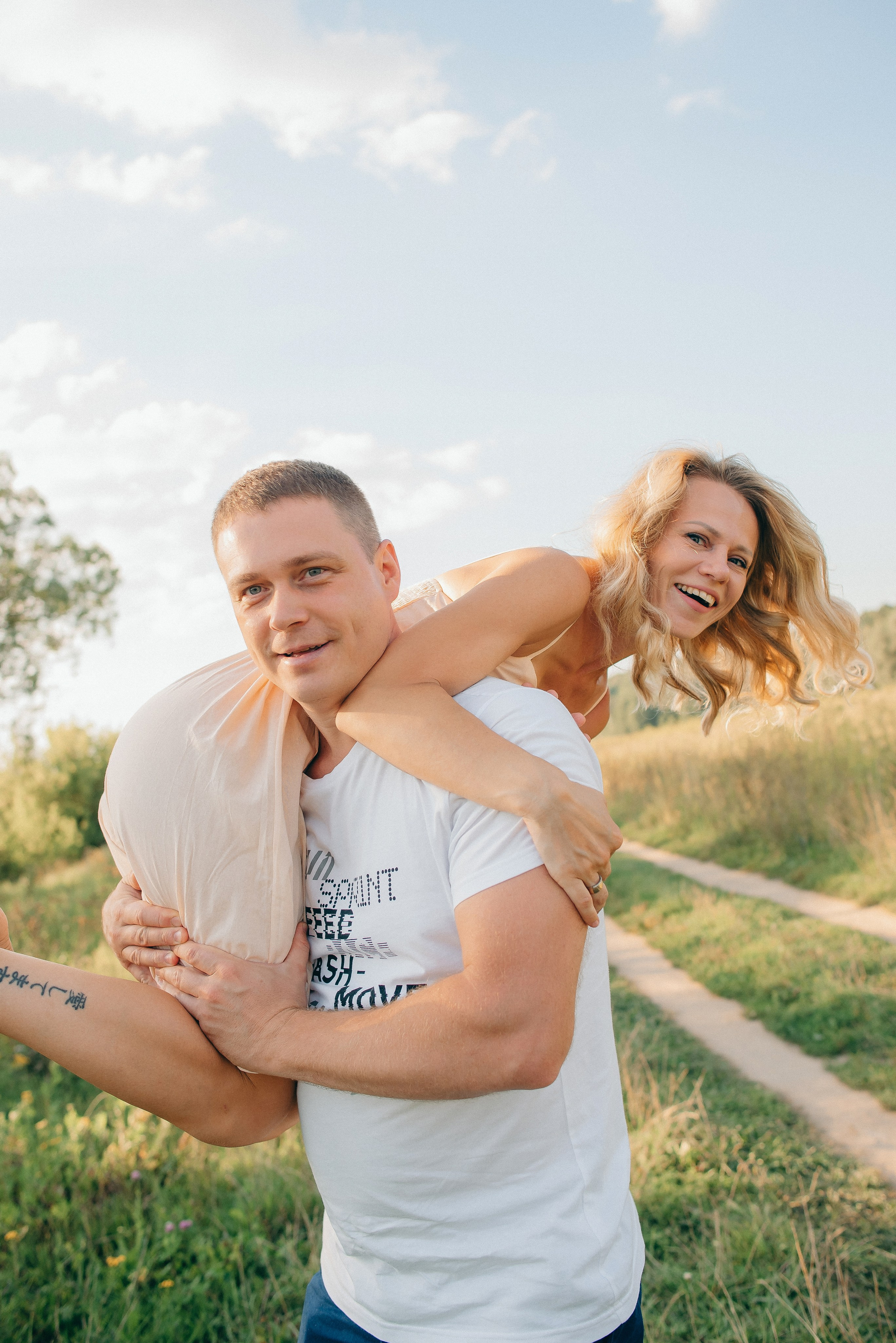 Семейная фотосессия на природе. Семейный и детский фотограф в Обнинске, Калуге, Москве