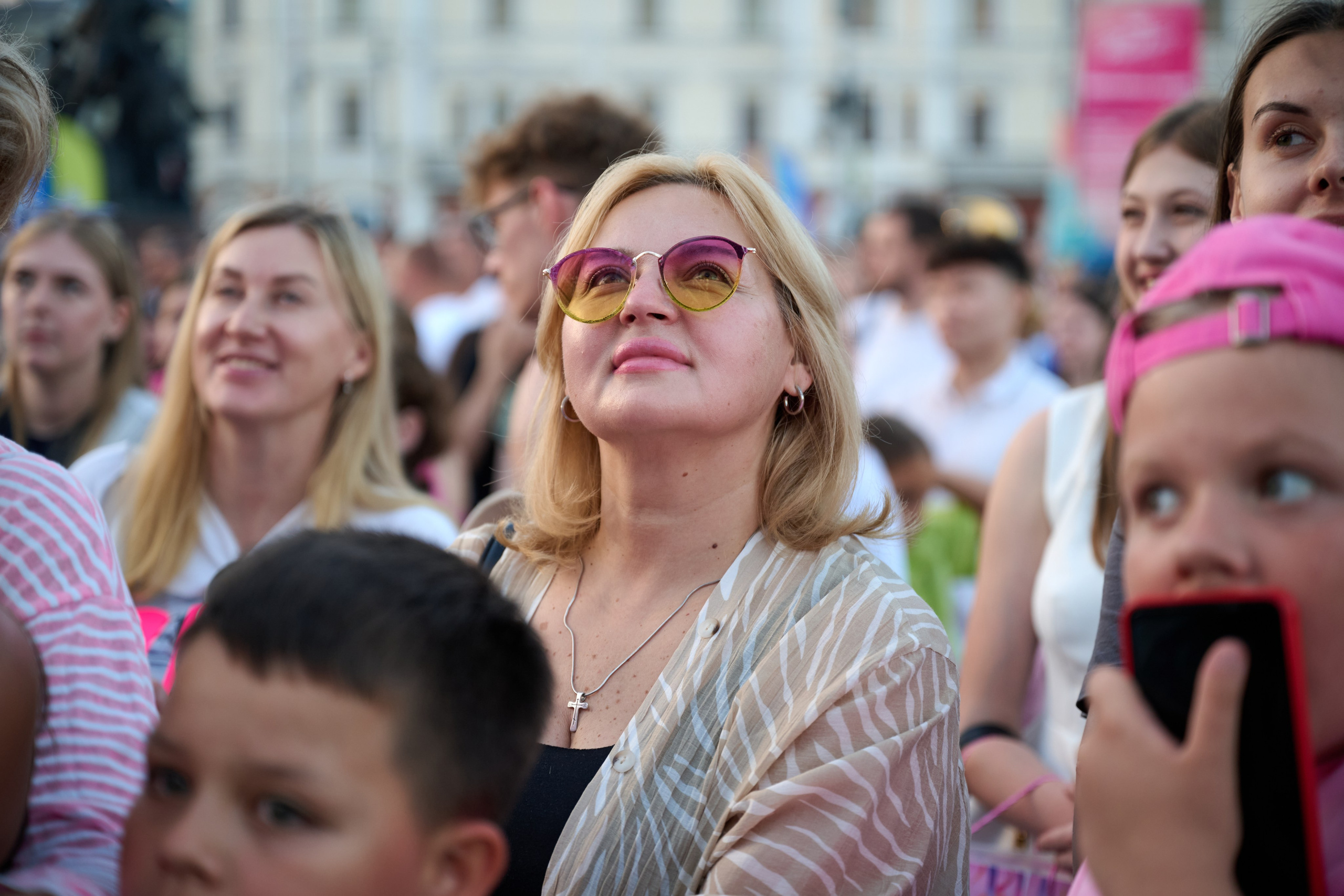 День молодежи вечерняя программа. Профессиональный репортажный фотограф Инесса Иминова