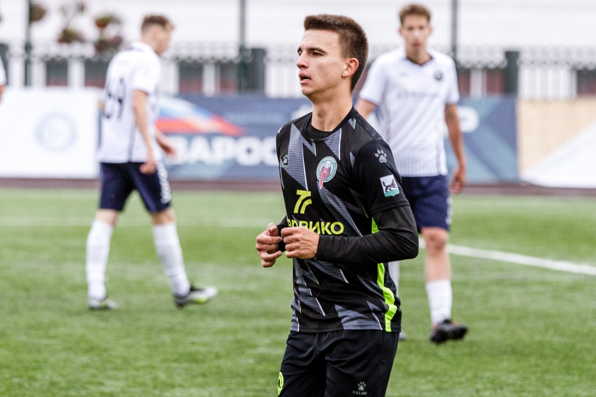 Первенство России по футболу LEON-Вторая лига Б | ФК Иркутск — Космос (Долгопрудный) | 14.09.25. Фотограф в Иркутске Евгения Айвазова