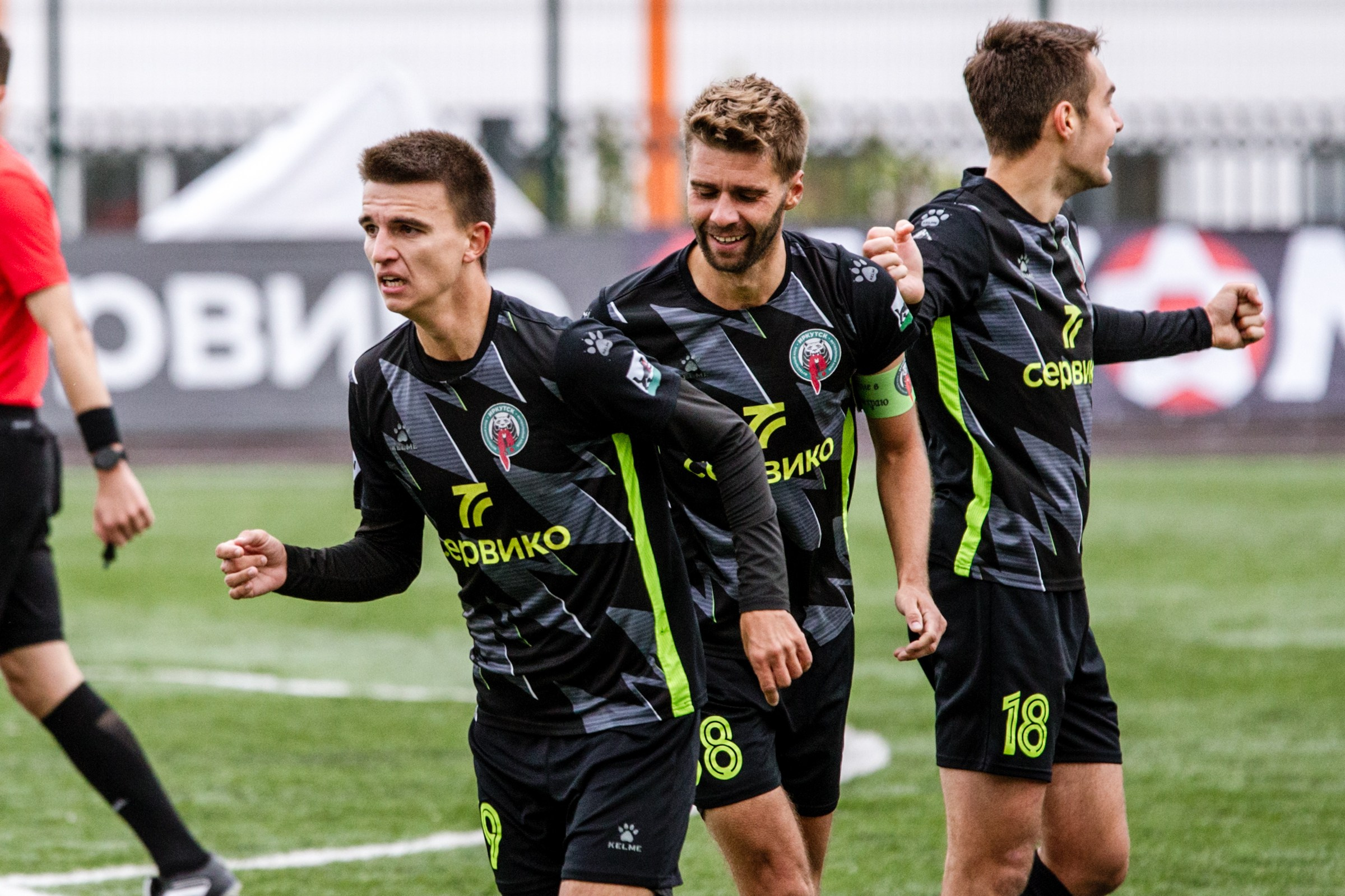 Первенство России по футболу LEON-Вторая лига Б | ФК Иркутск — Космос (Долгопрудный) | 14.09.25. Фотограф в Иркутске Евгения Айвазова