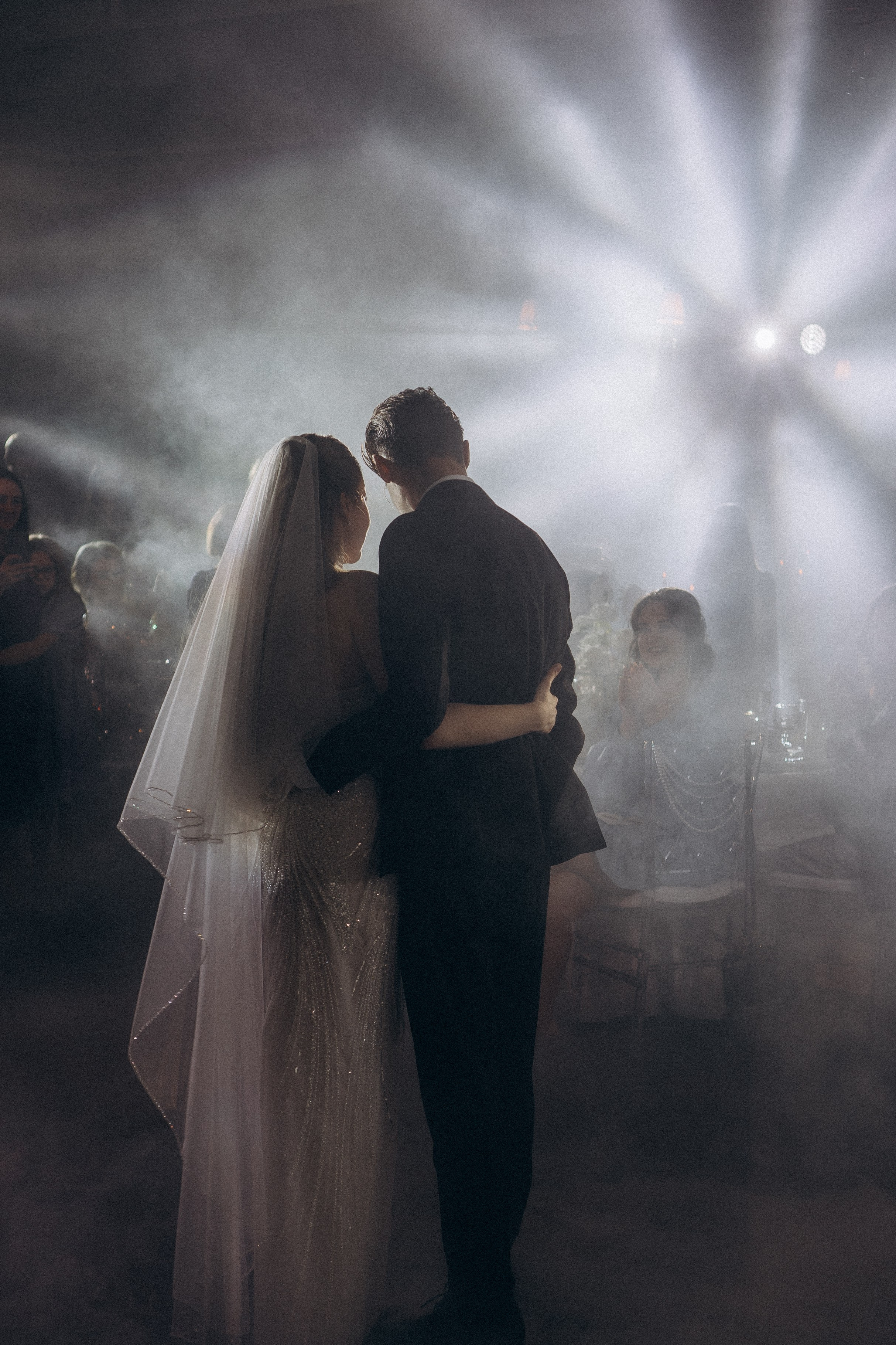 СВАДЕБНАЯ СЬЕМКА СБОРОВ В ОТЕЛЕ И ВЫЕЗД НА ЦЕРЕМОНИЮ (СНЯТО В СИБИРЕ В НИЖНЕВАРТОВСКЕ). Профессиональный фотограф, Санкт-Петербург — Виктория Богомолова