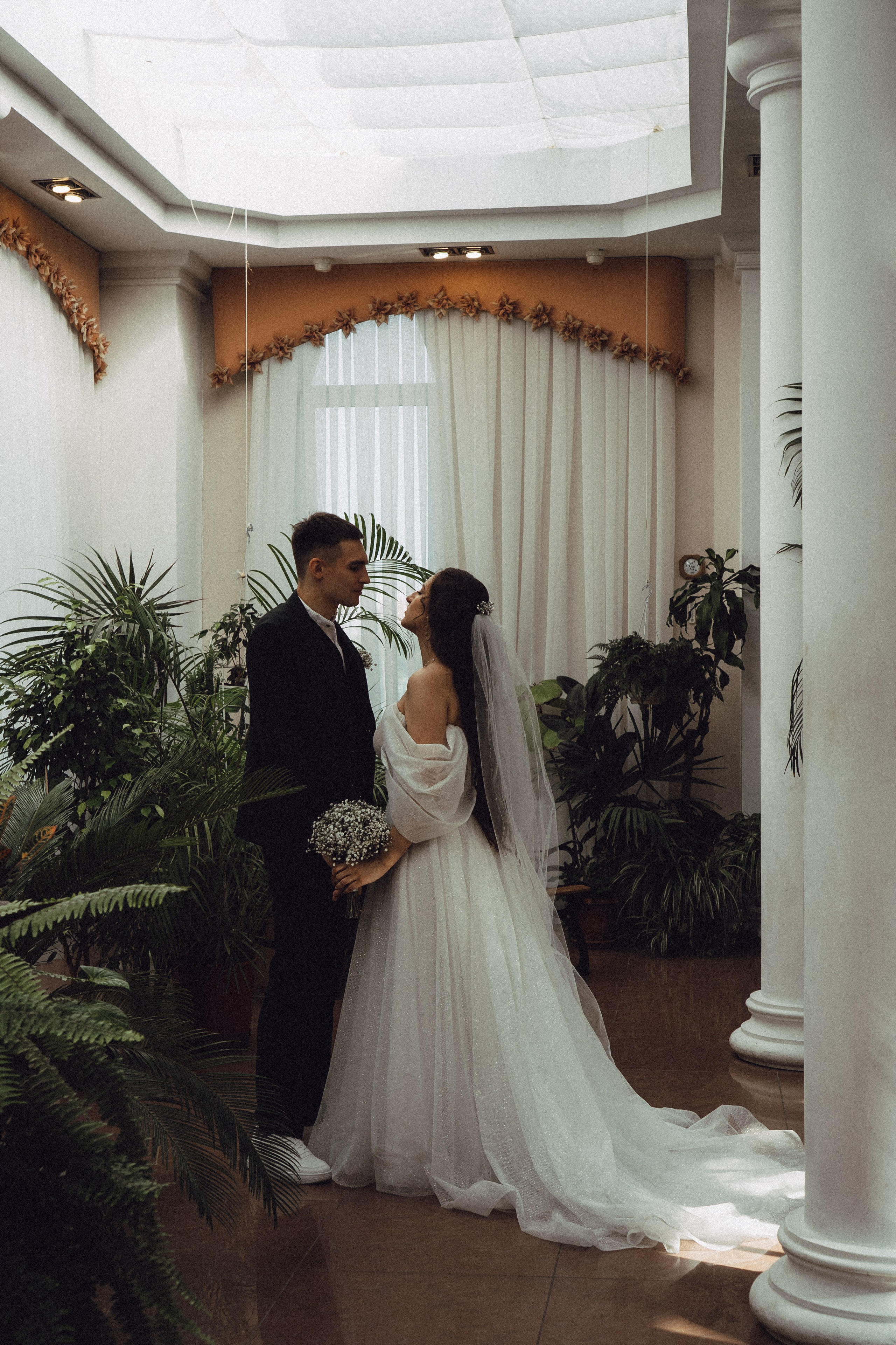 СВАДЕБНАЯ СЬЕМК В ПАРКЕ 300-ЛЕТИЯ. Профессиональный фотограф, Санкт-Петербург — Виктория Богомолова