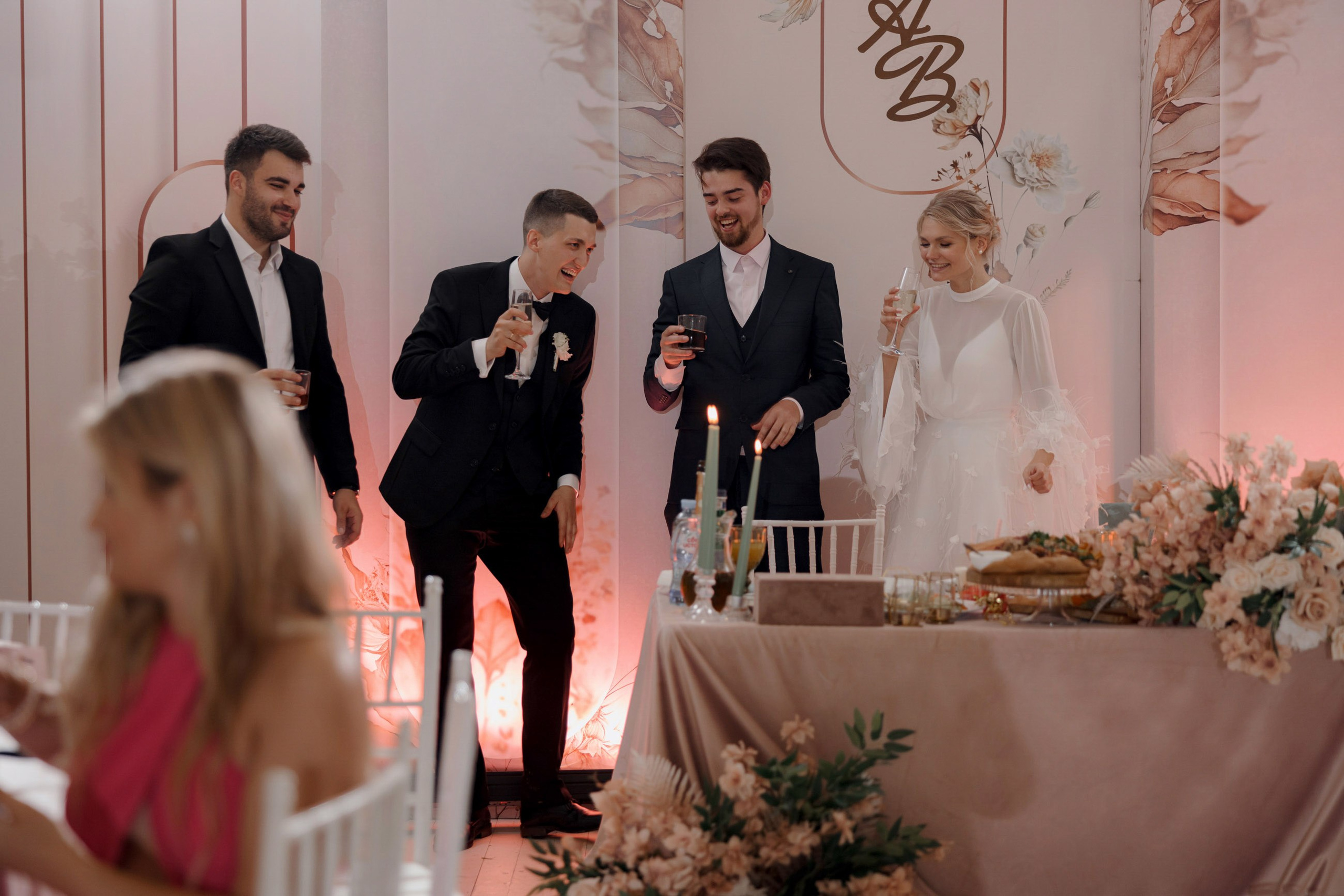 Александр и Валерия. Свадебный фотограф и видеограф Юрий и Эля Дубинины