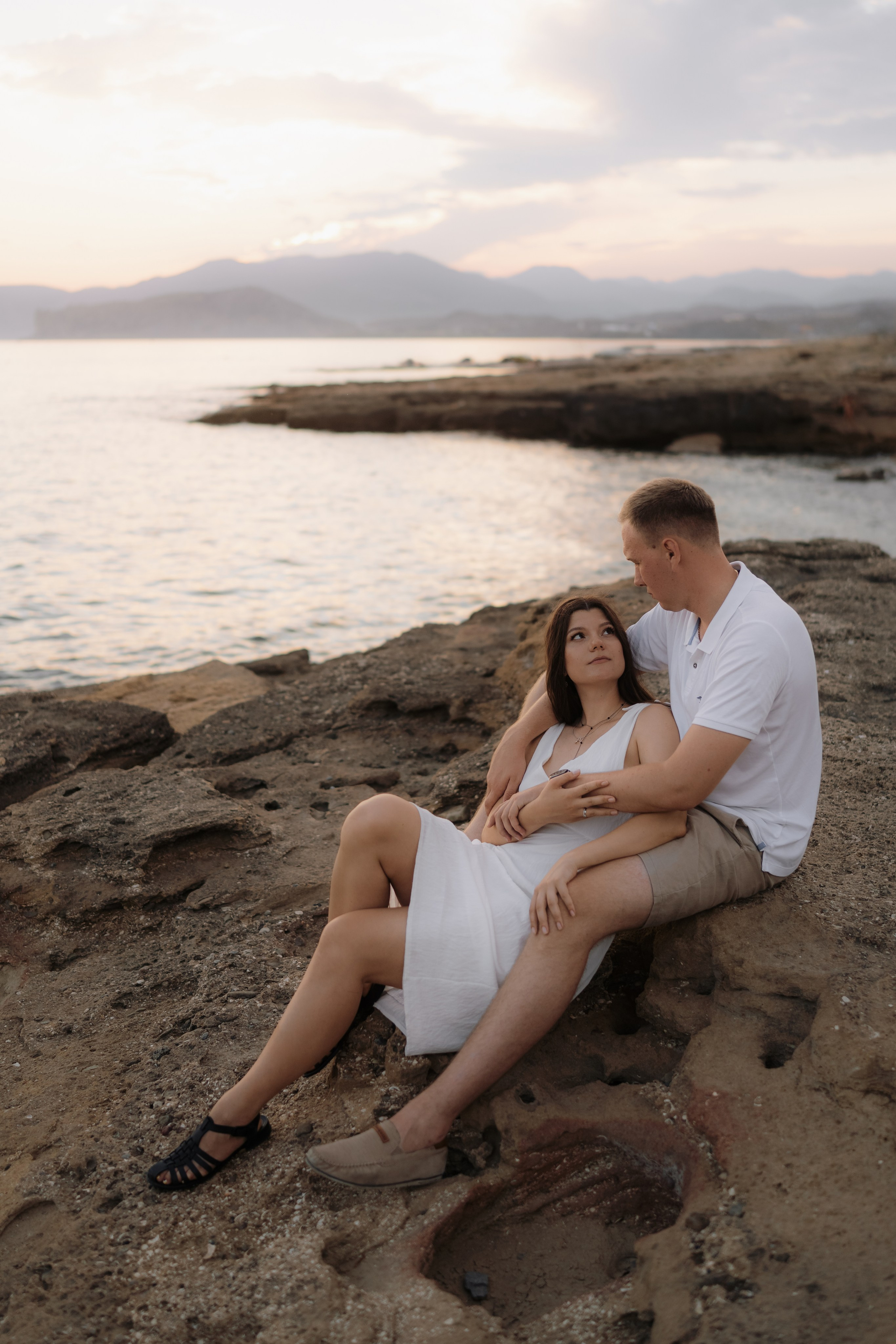 Свидание с ветерком. Свадебный и портретный фотограф Алена Седининна в Крыму