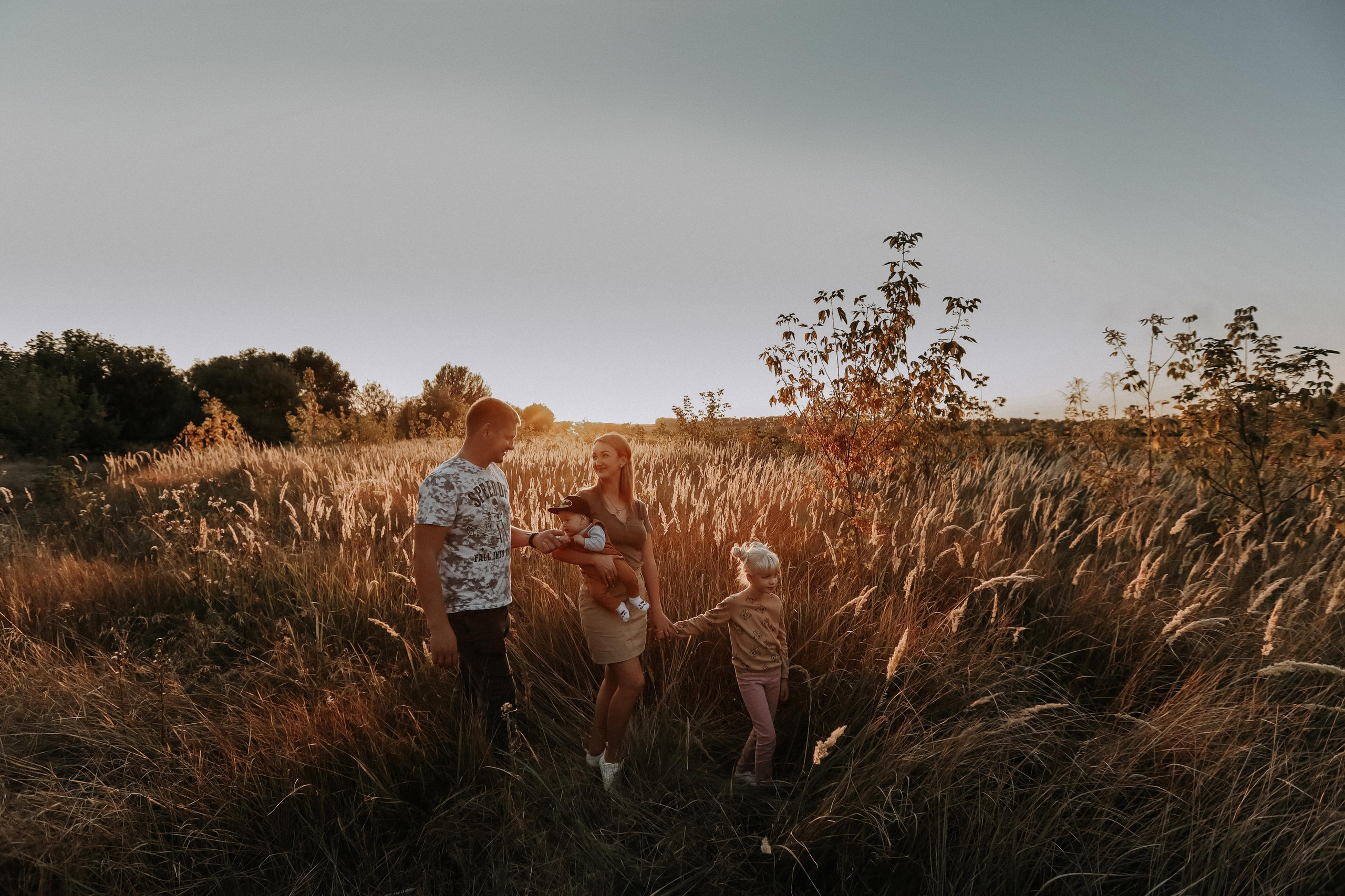 1+1=4. Свадебный и семейный фотограф Захарова Юлия