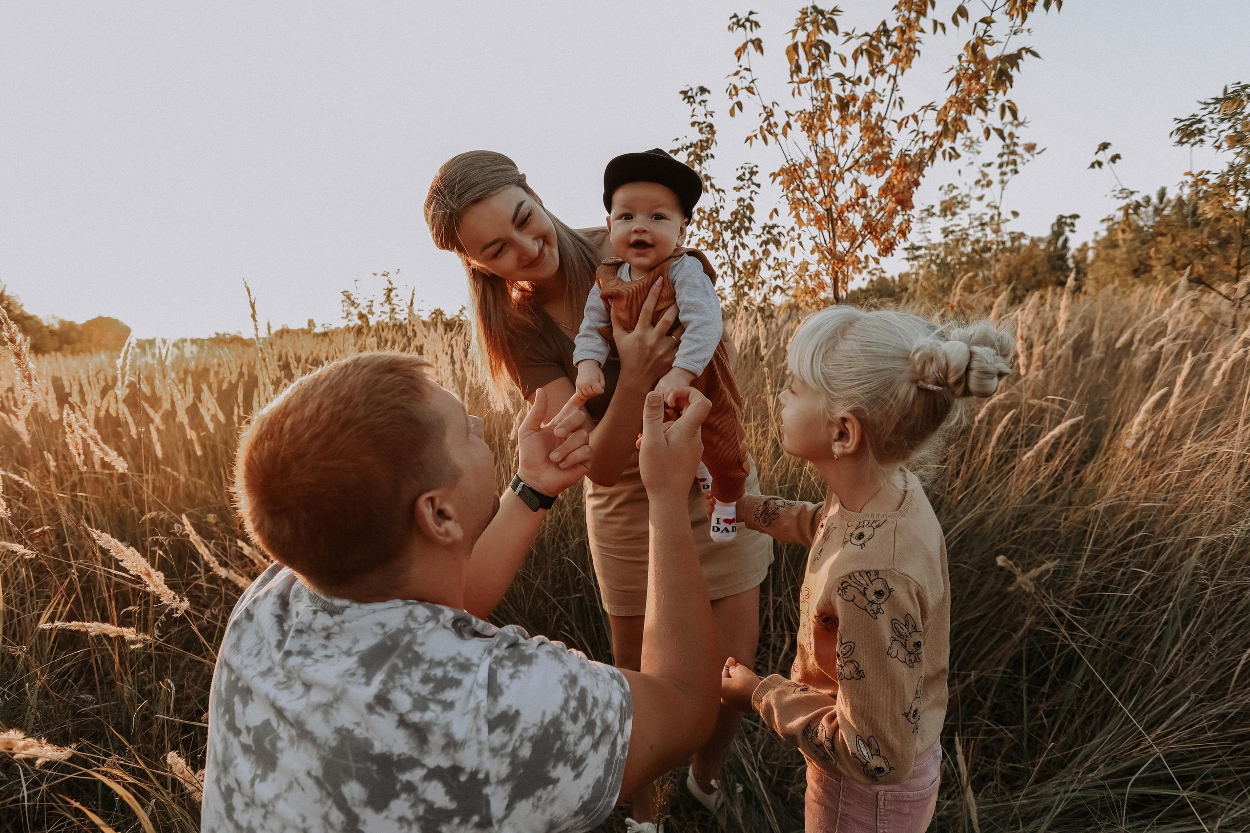 1+1=4. Свадебный и семейный фотограф Захарова Юлия