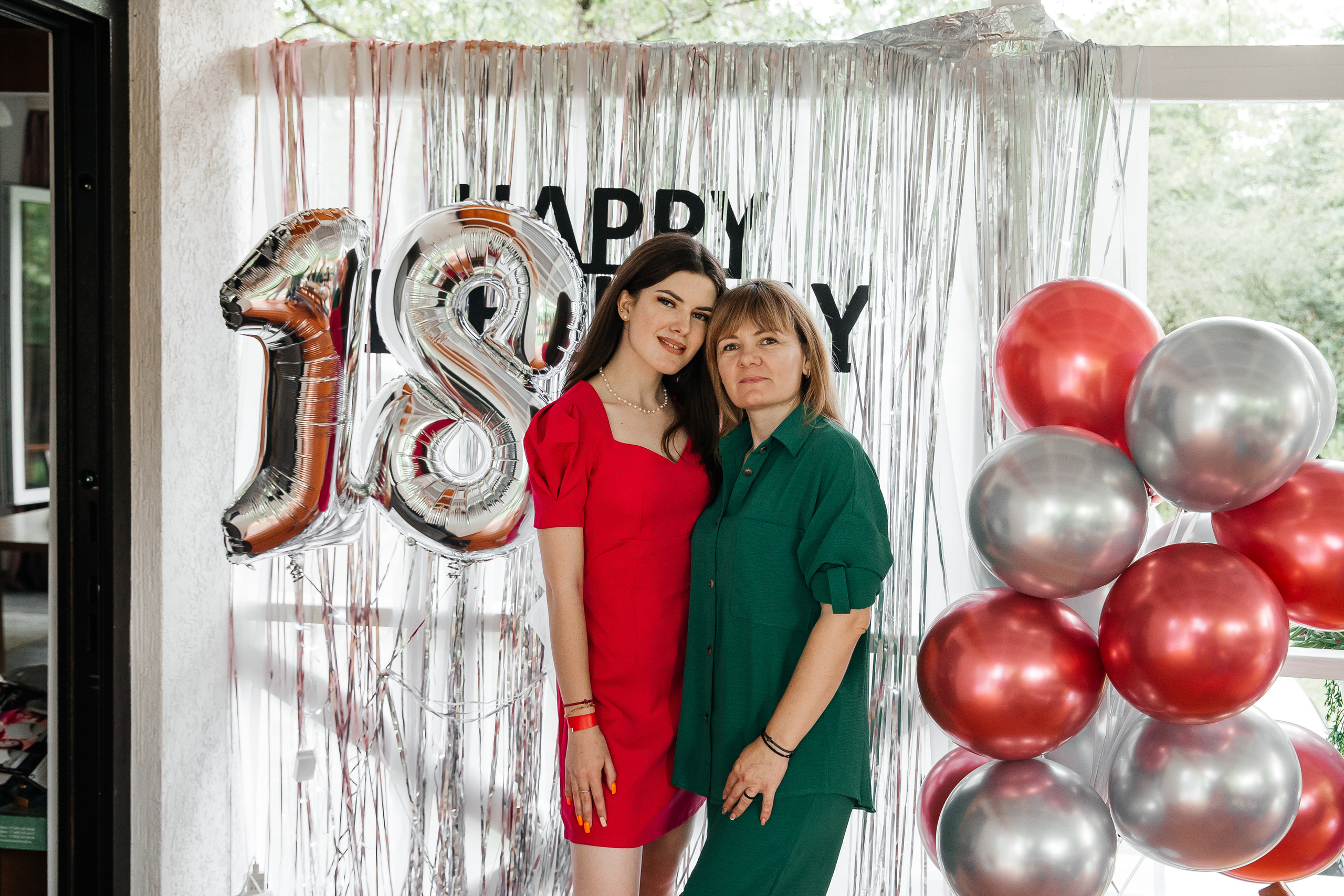 Анастасия 18 лет. Фотограф Любава Колесник. Выпускные альбомы в Крымском районе