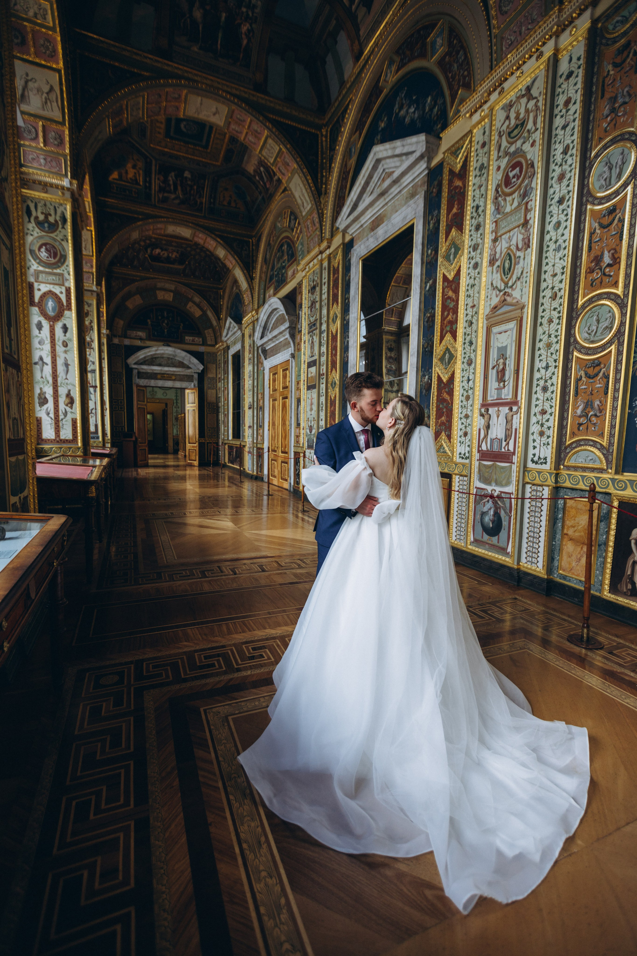 Прогулка в Эрмитаже. Свадебный и семейный фотограф в Санкт-Петербурге Яцына Юрий. Видеоопер