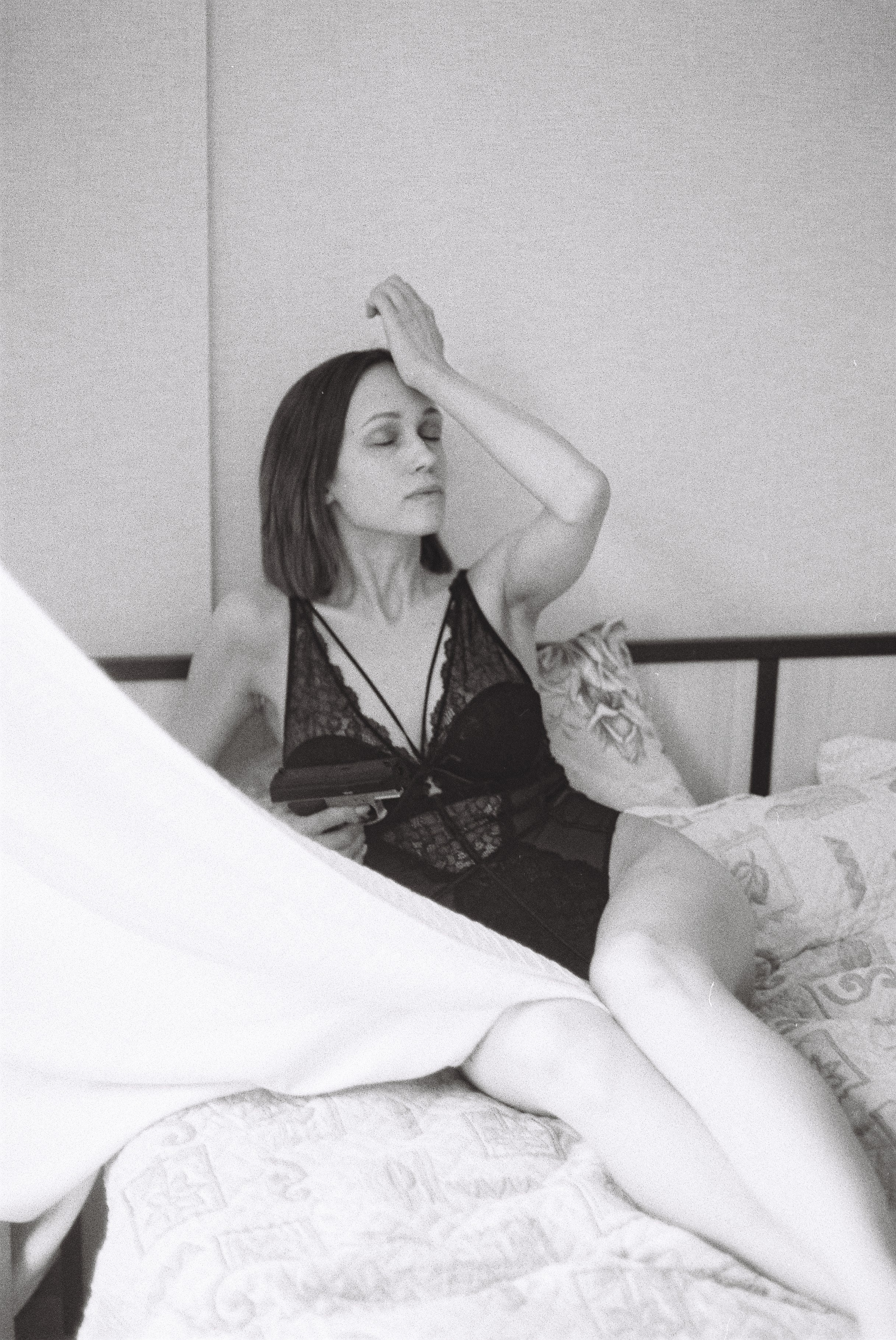 What are you waiting for?. Art photographer Romanda Che