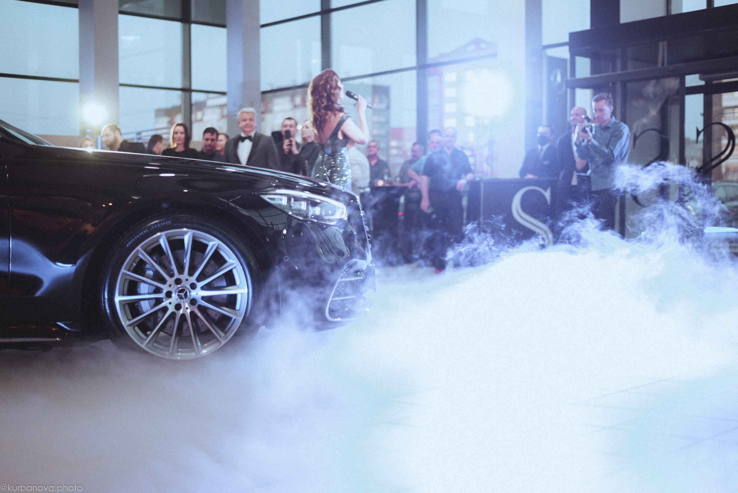 Презентация Mercedes Benz. Екатерина Курбанова. Женский фотограф