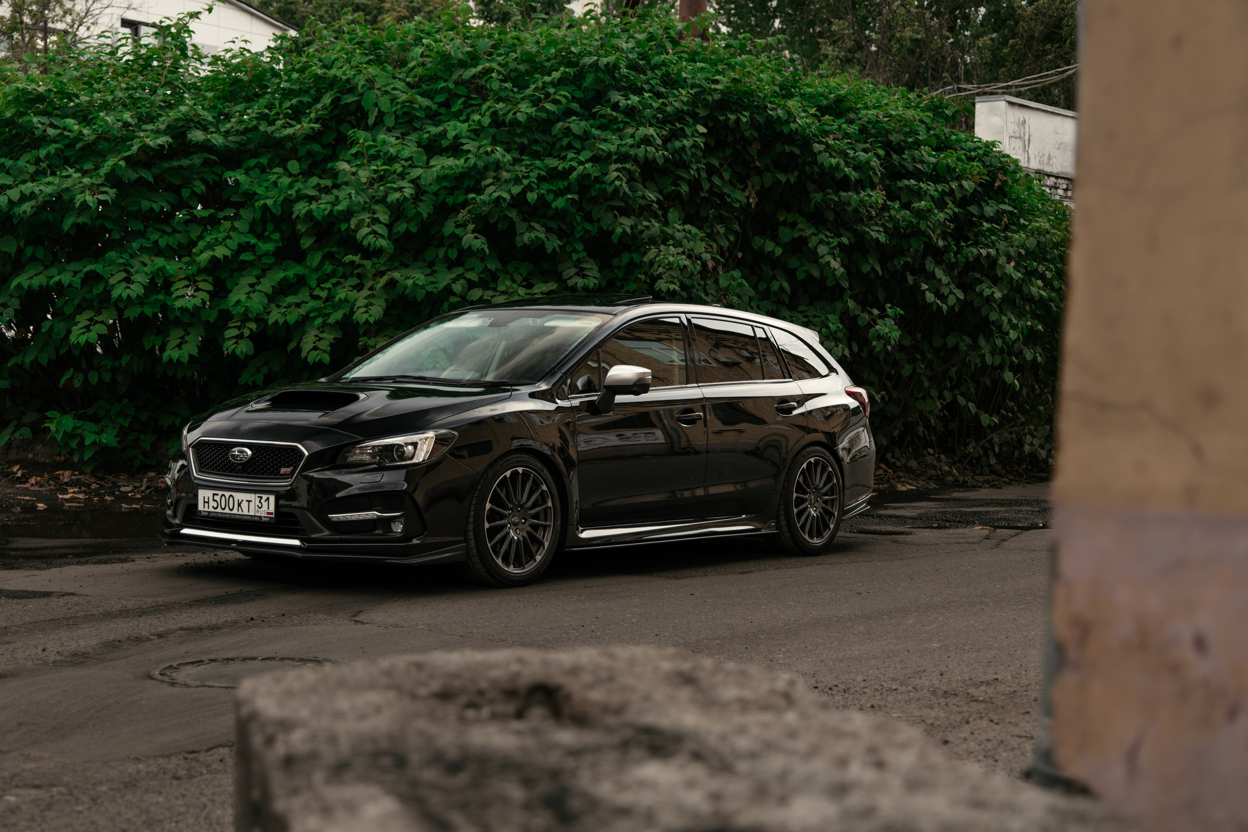 Subaru levorg. DeLorein
