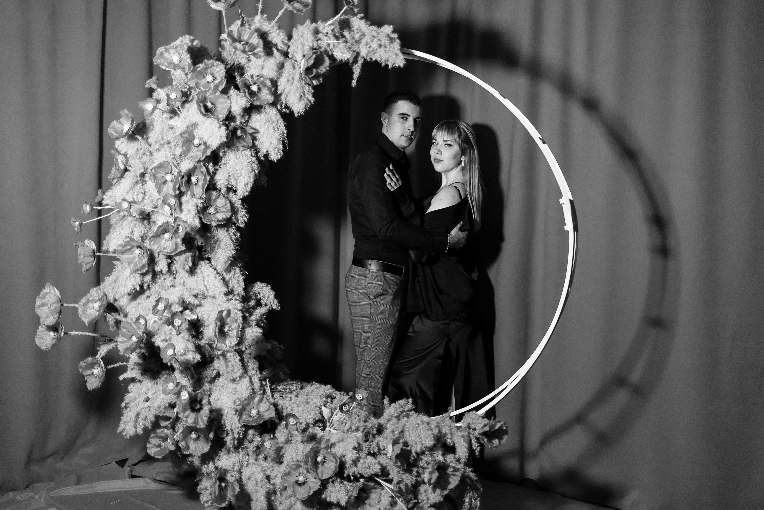 Love story в фотостудии. Свадебный фотограф Кропоткин Краснодар