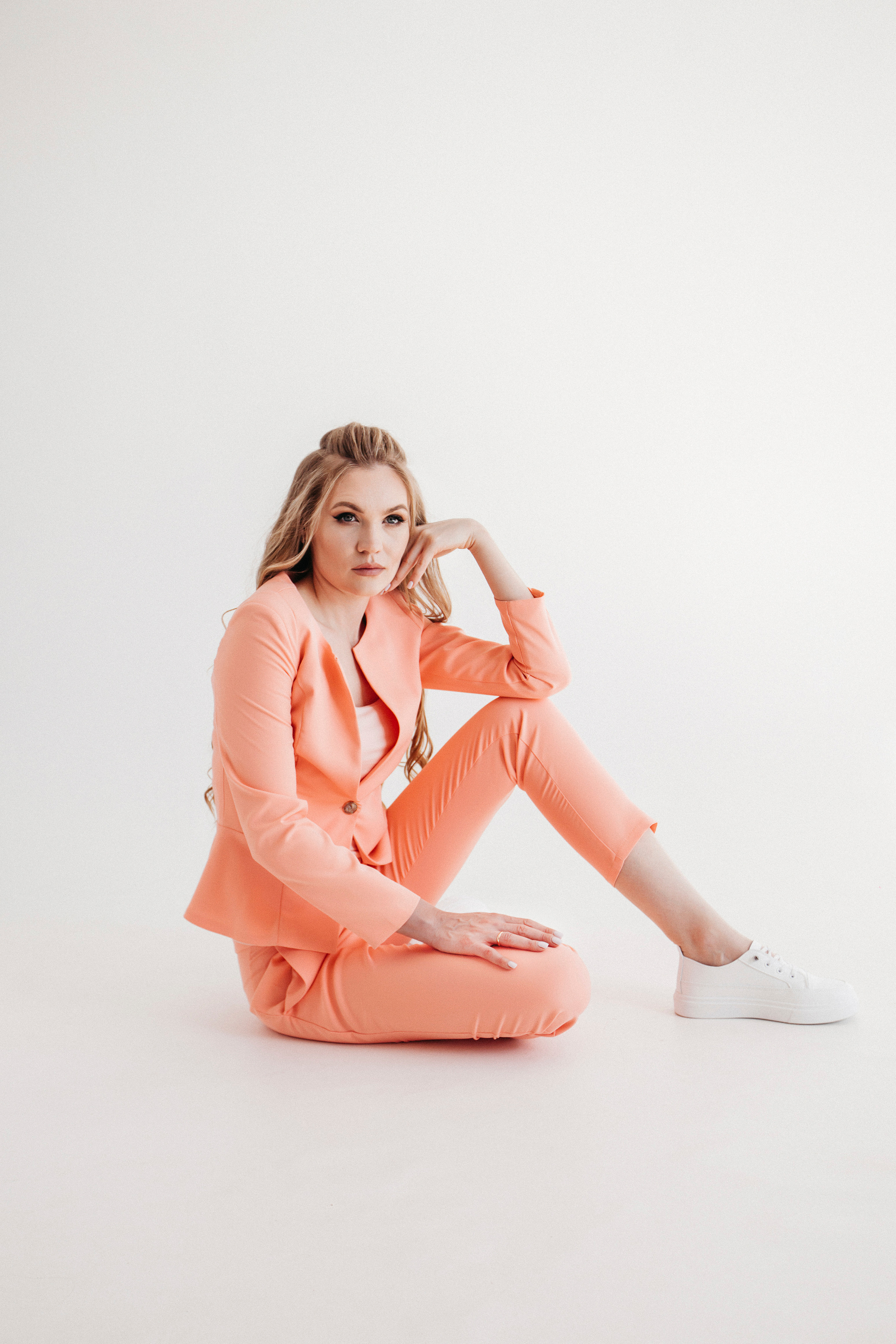 Ира. Главная