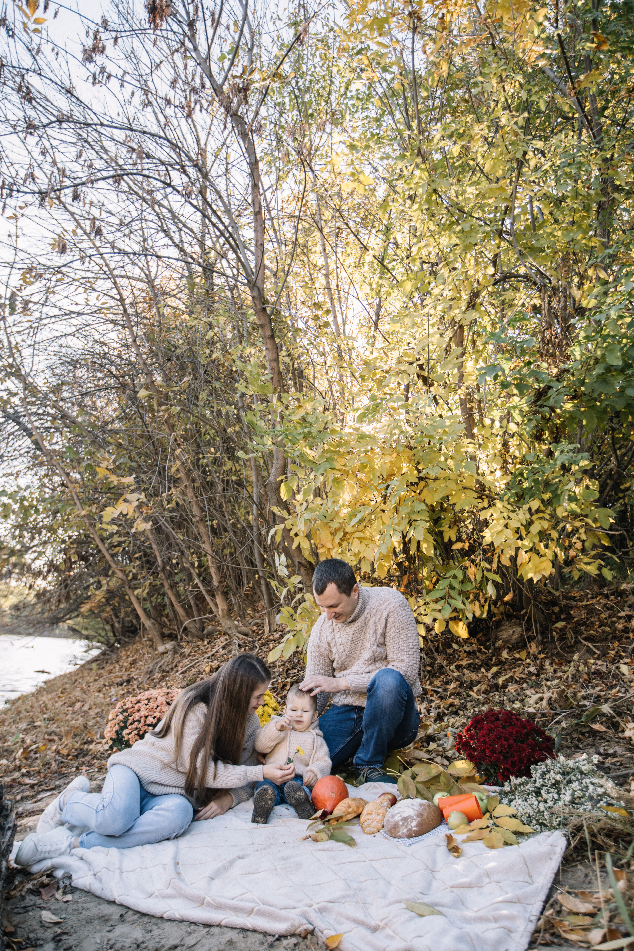 Сережа + Оля + Никита. Главная