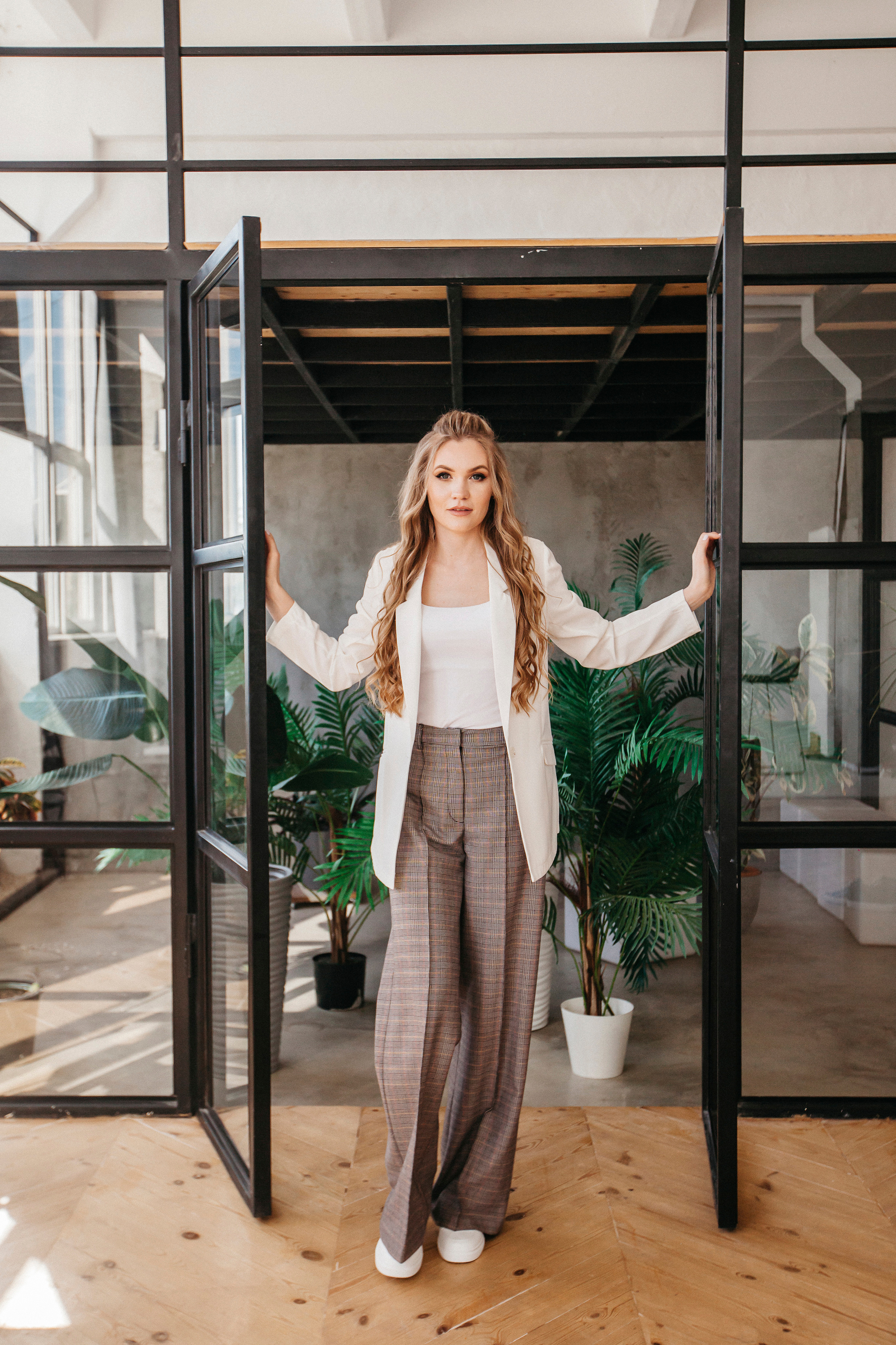 Ира. Главная