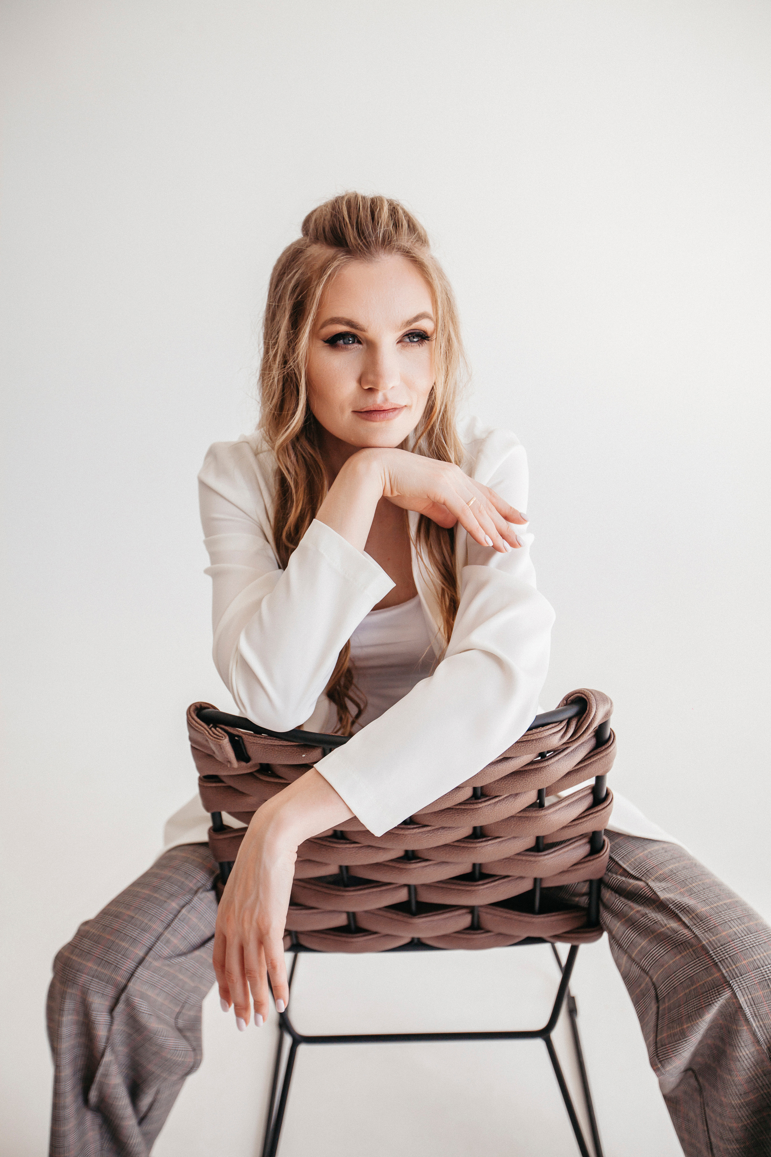 Ира. Главная