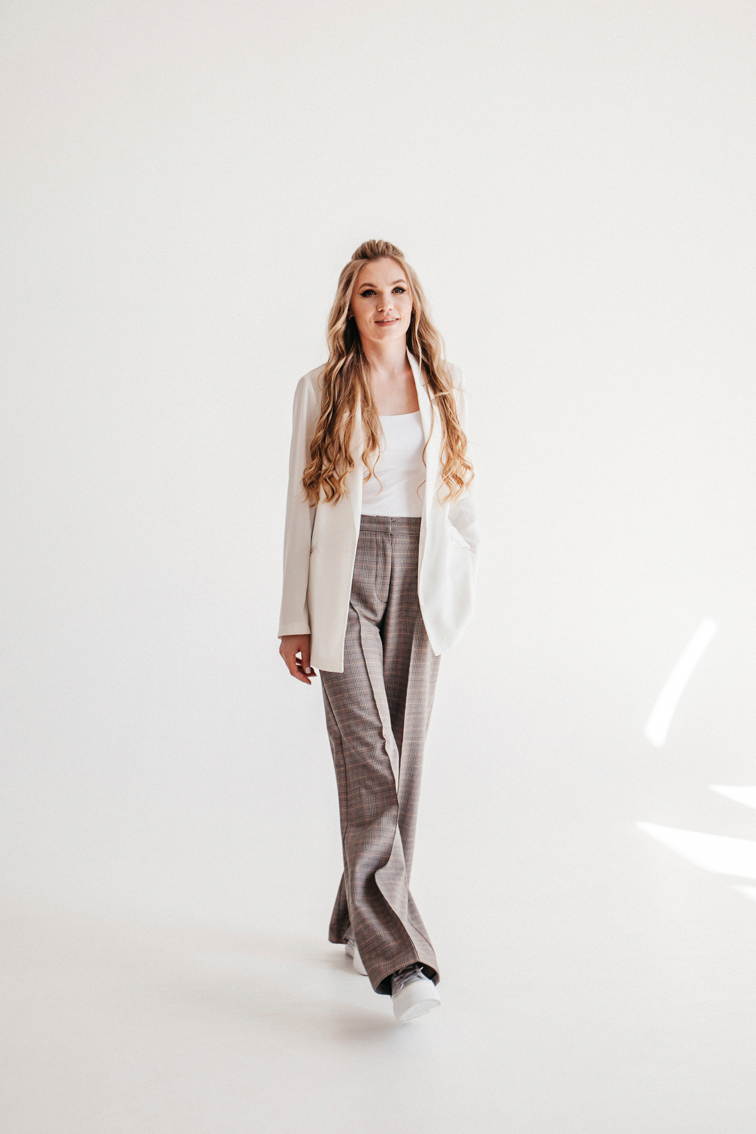 Ира. Главная