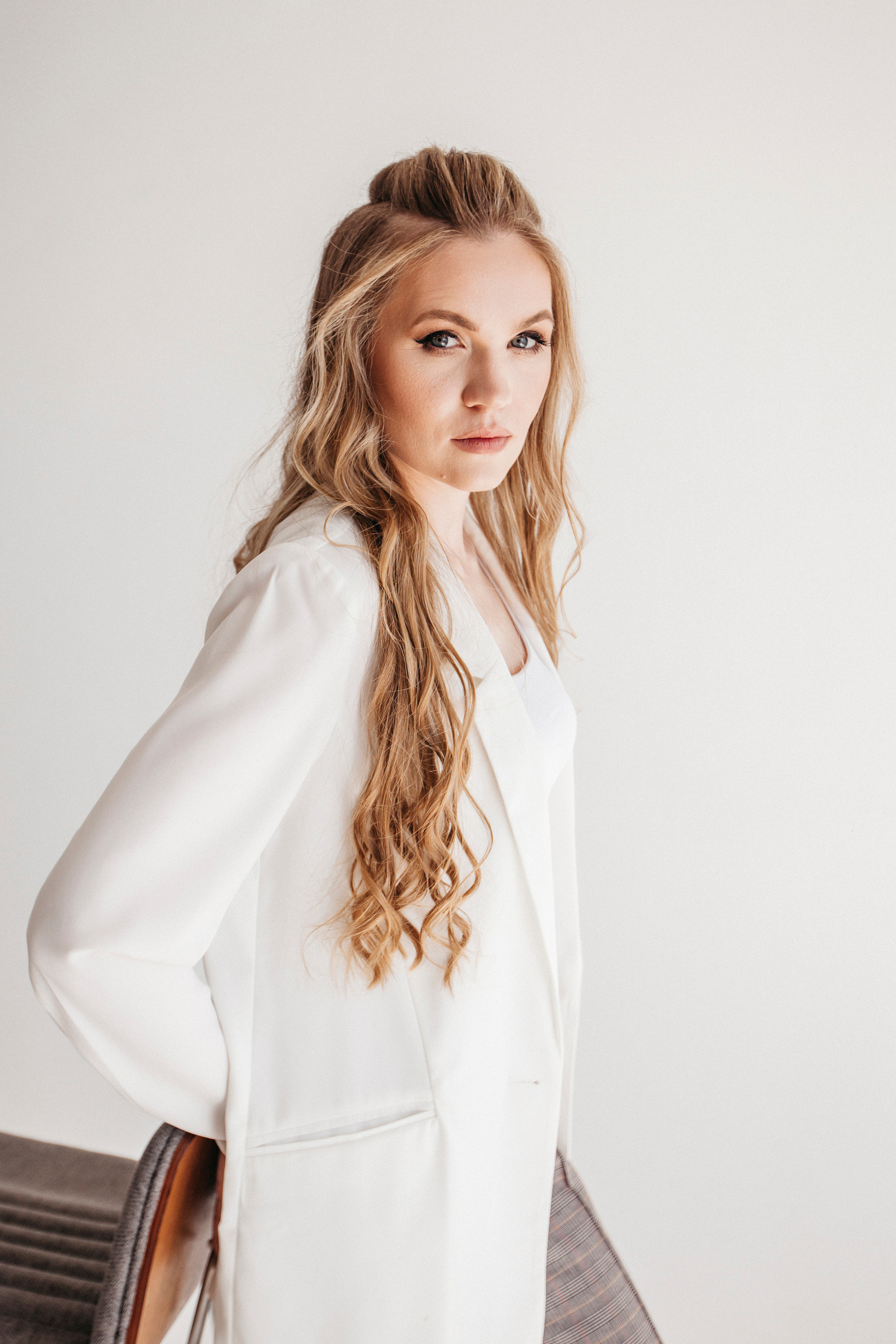 Ира. Главная