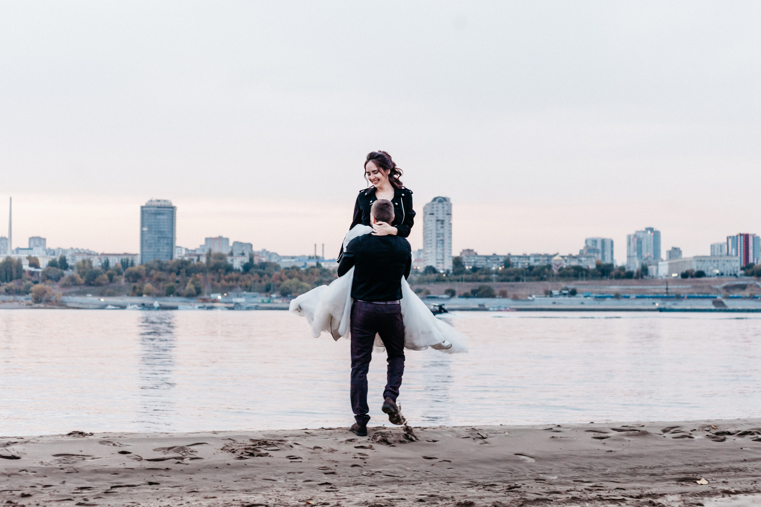 Леша и Настя. Главная