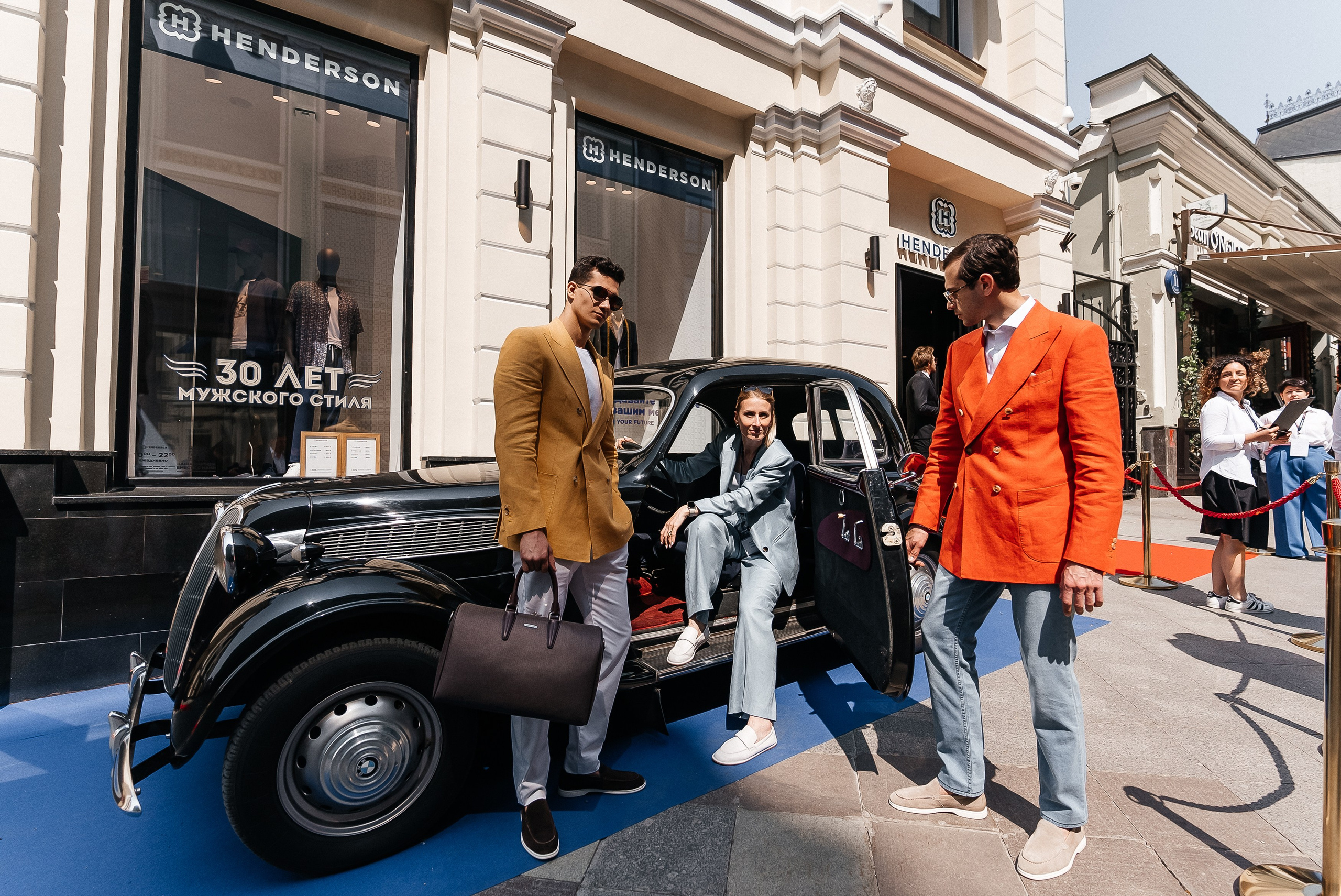 Henderson. Павел Краснов — Свадебный и репортажный фотограф в Москве