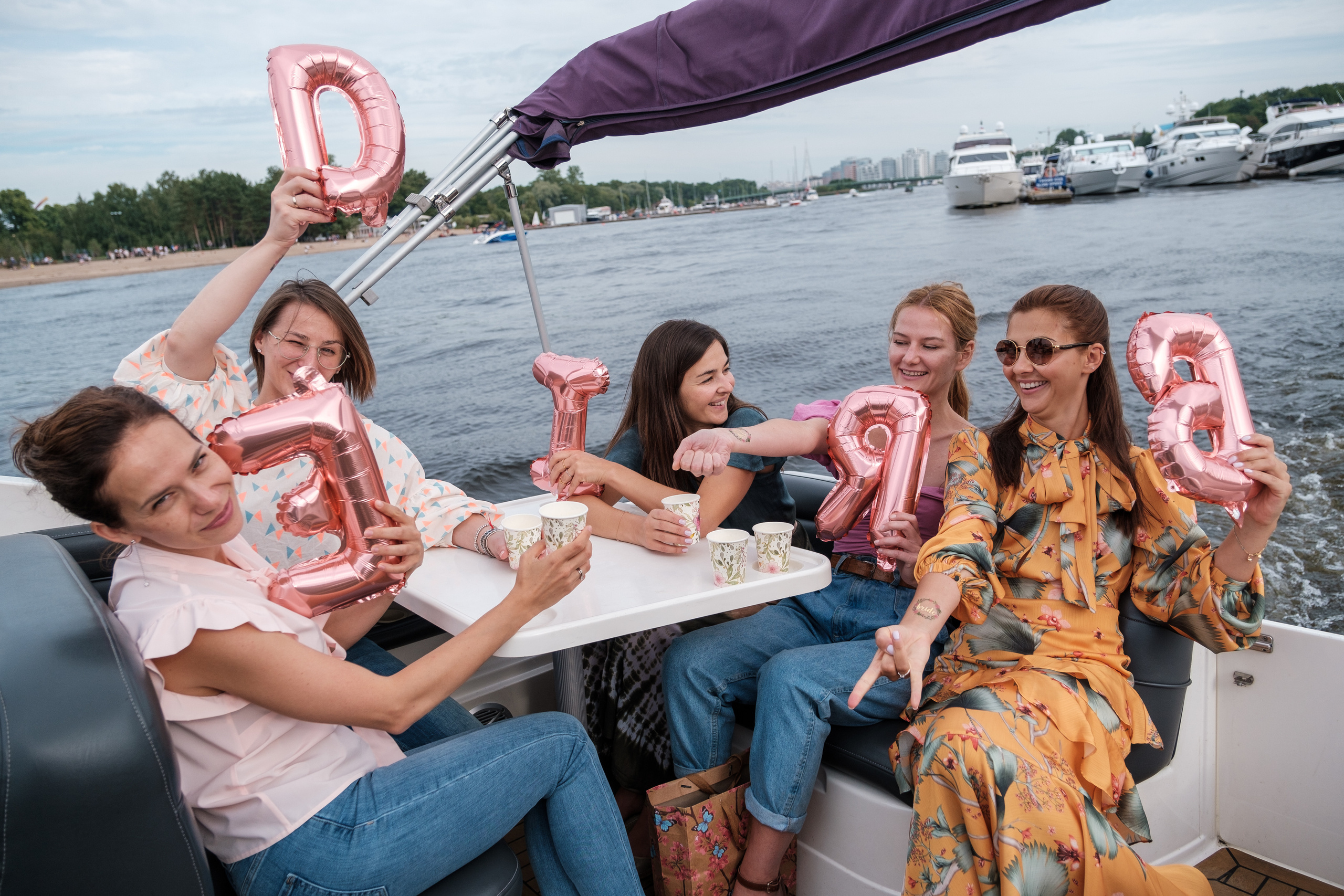 Девичник в Сайнт-Пи. Фотограф в Москве и Санкт-Петербурге Василий Косарев