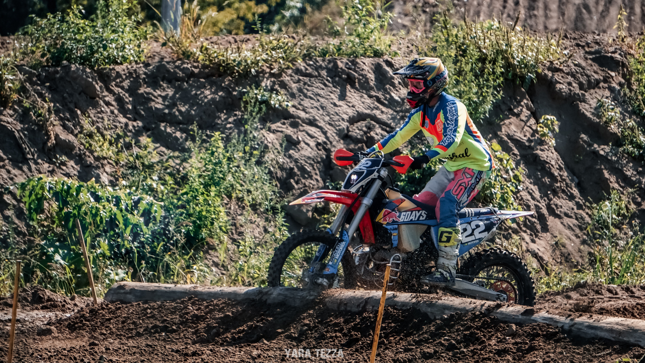 Motocross. Yaratezza production