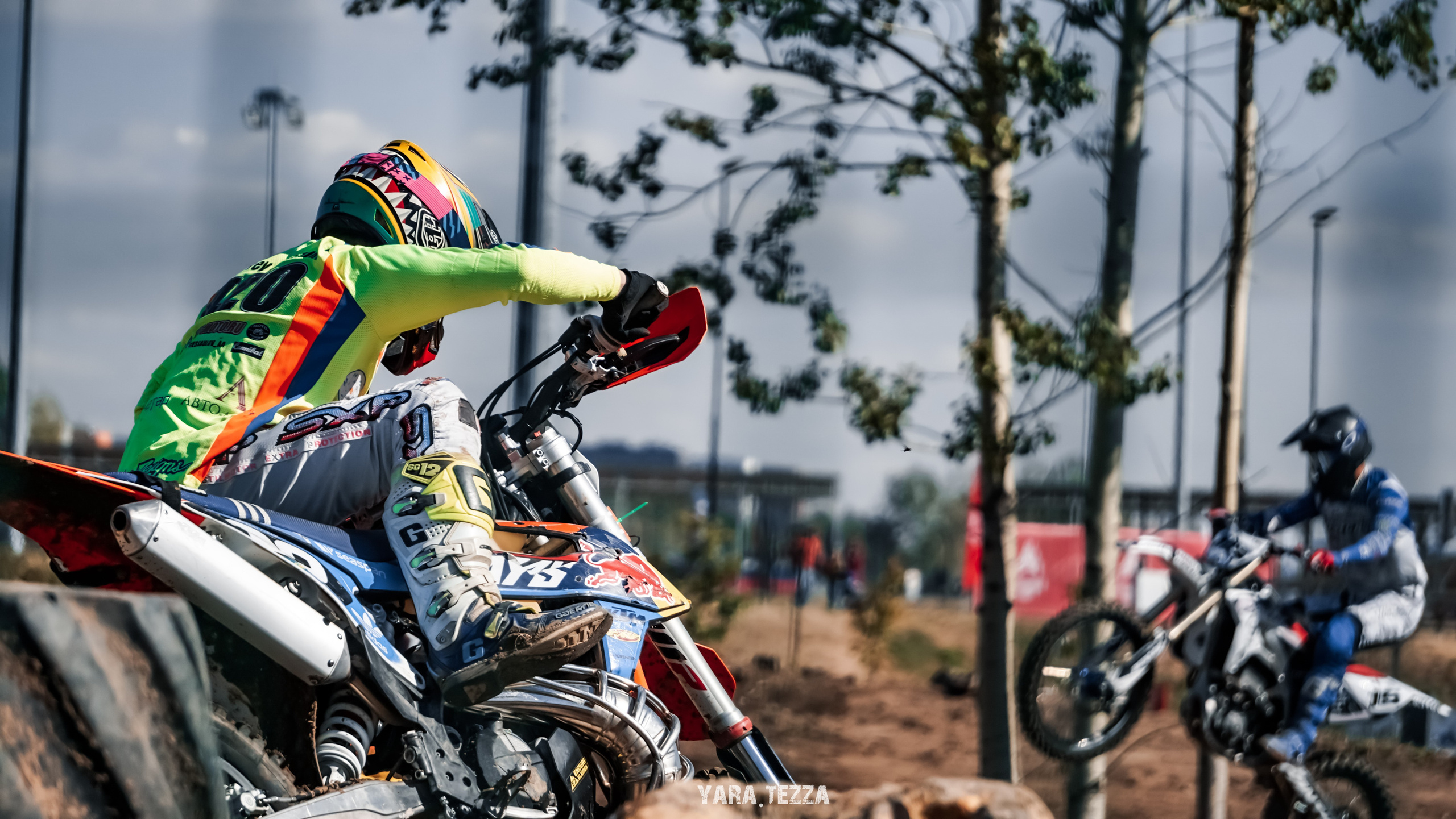 Motocross. Yaratezza production