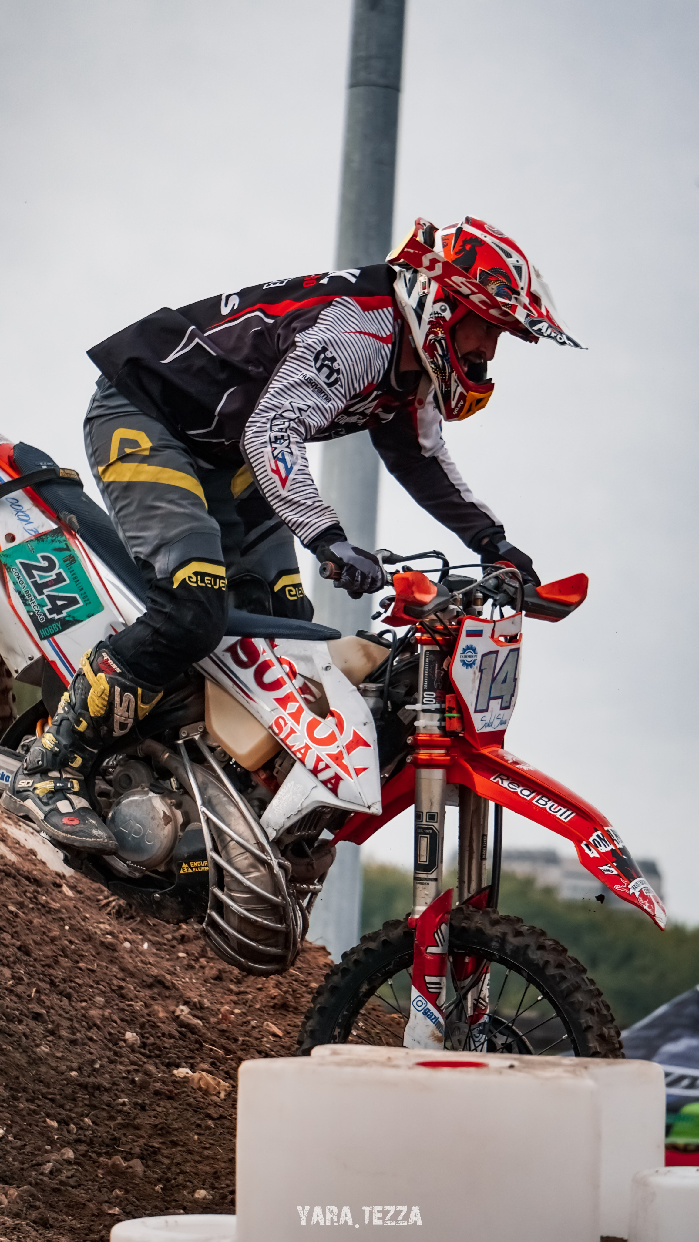 Motocross. Yaratezza production