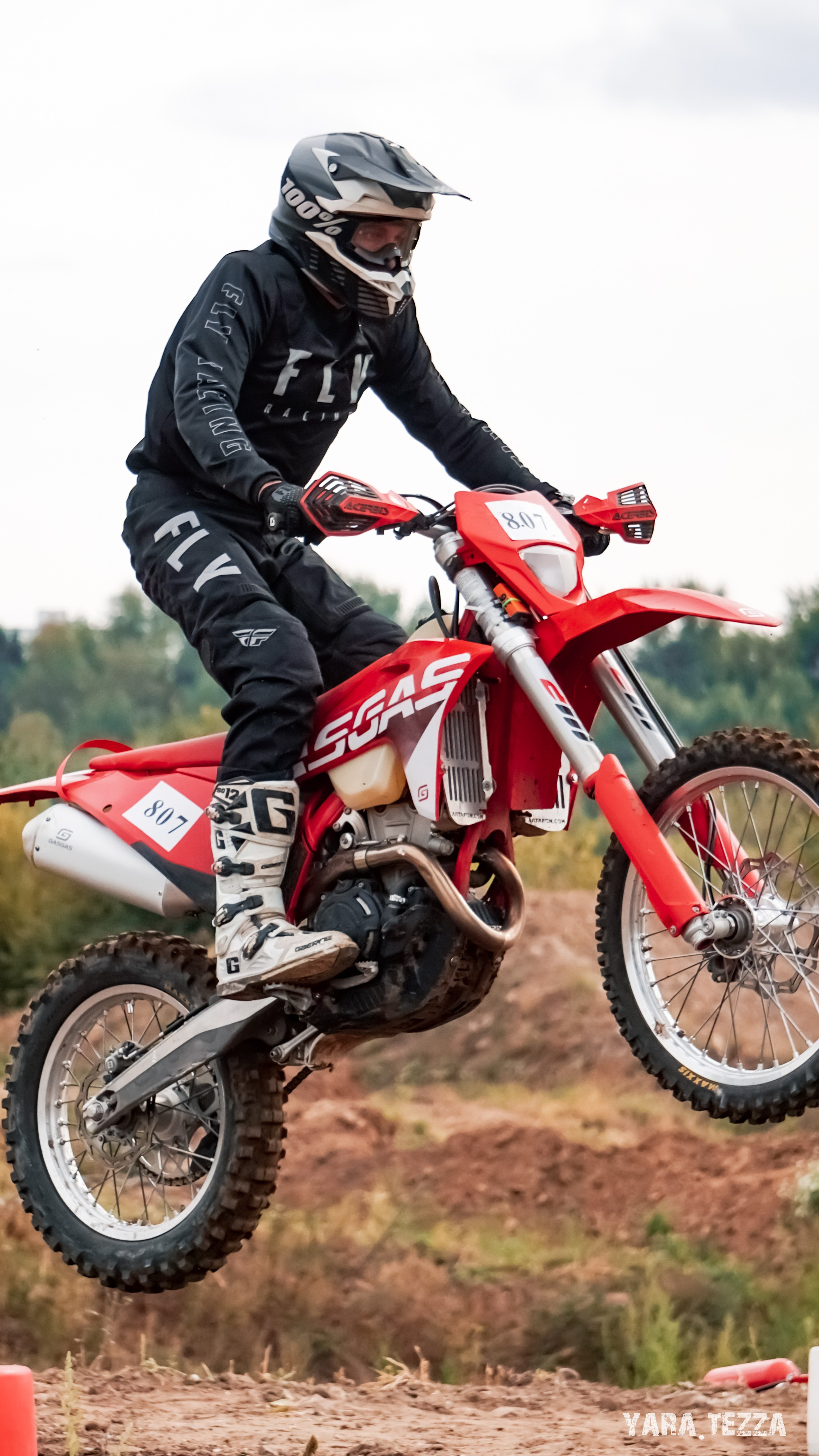 Motocross. Yaratezza production