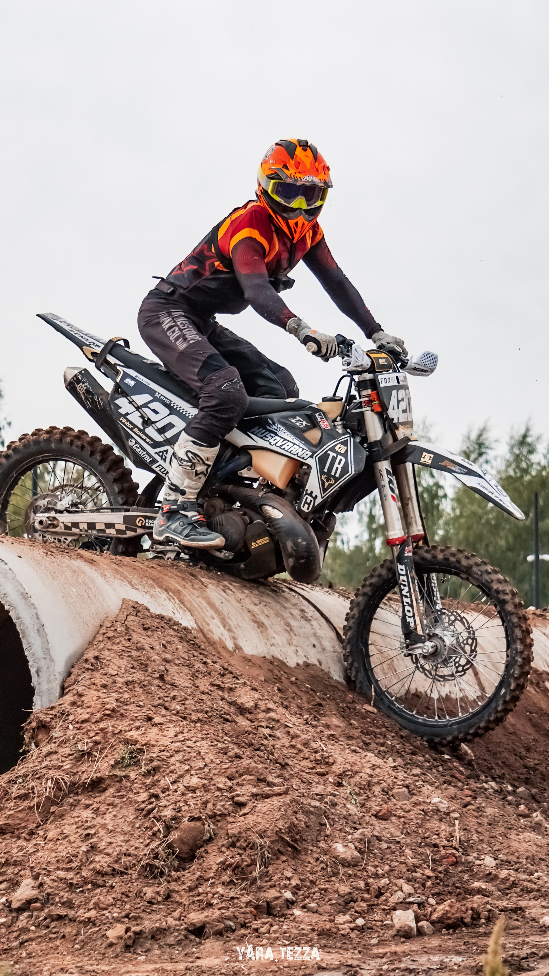 Motocross. Yaratezza production