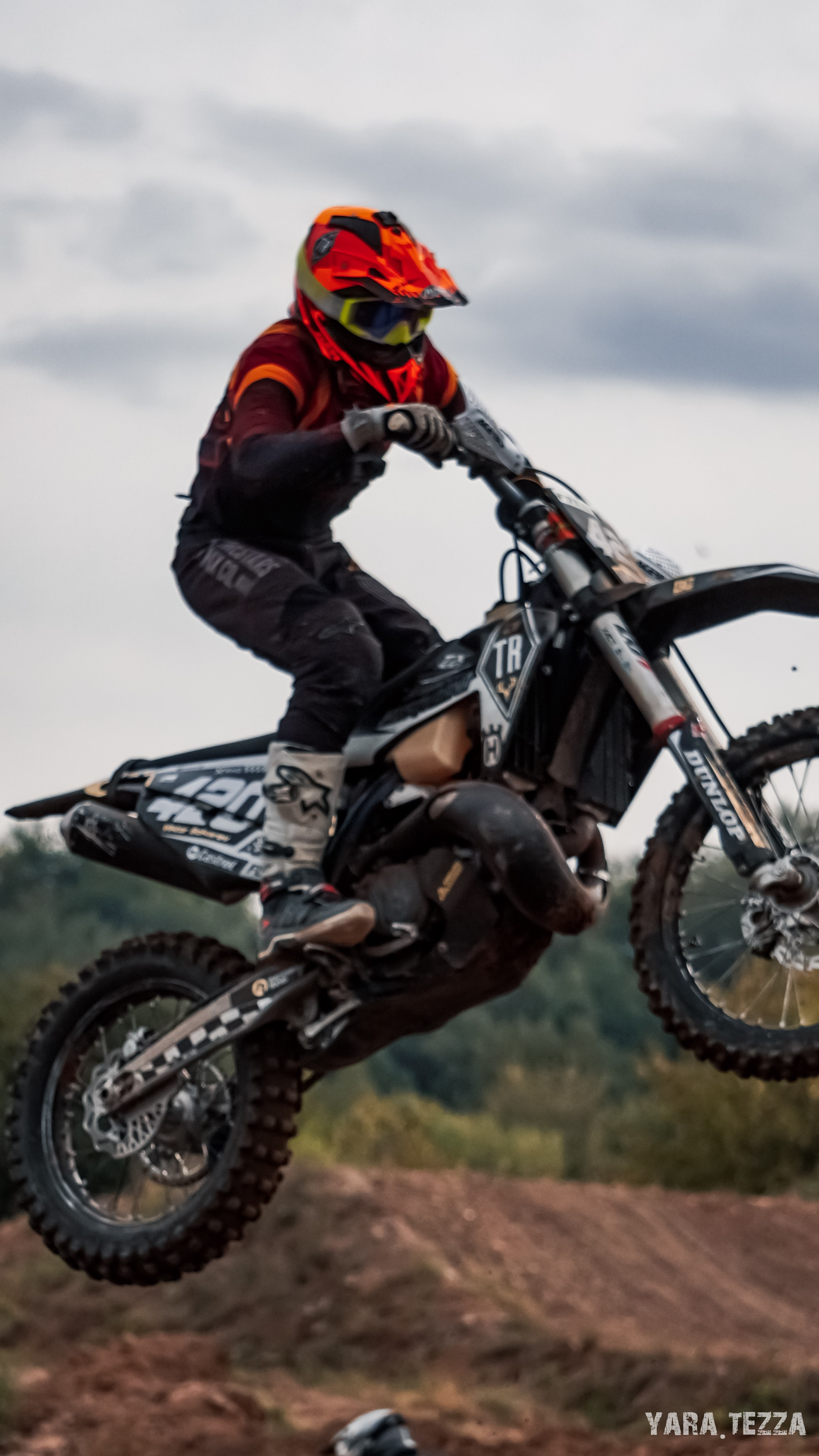 Motocross. Yaratezza production