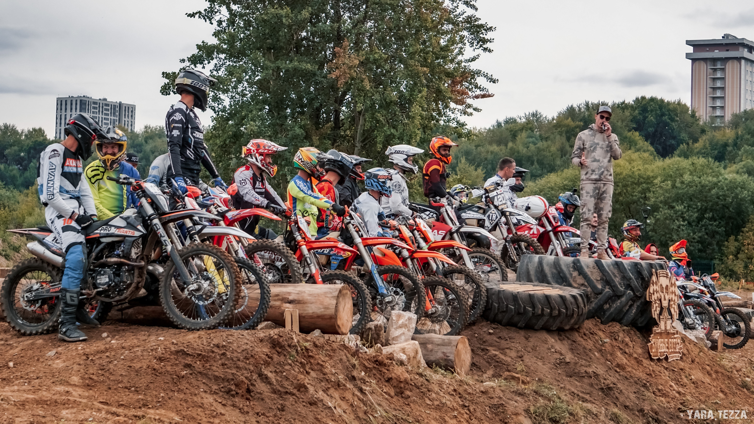 Motocross. Yaratezza production