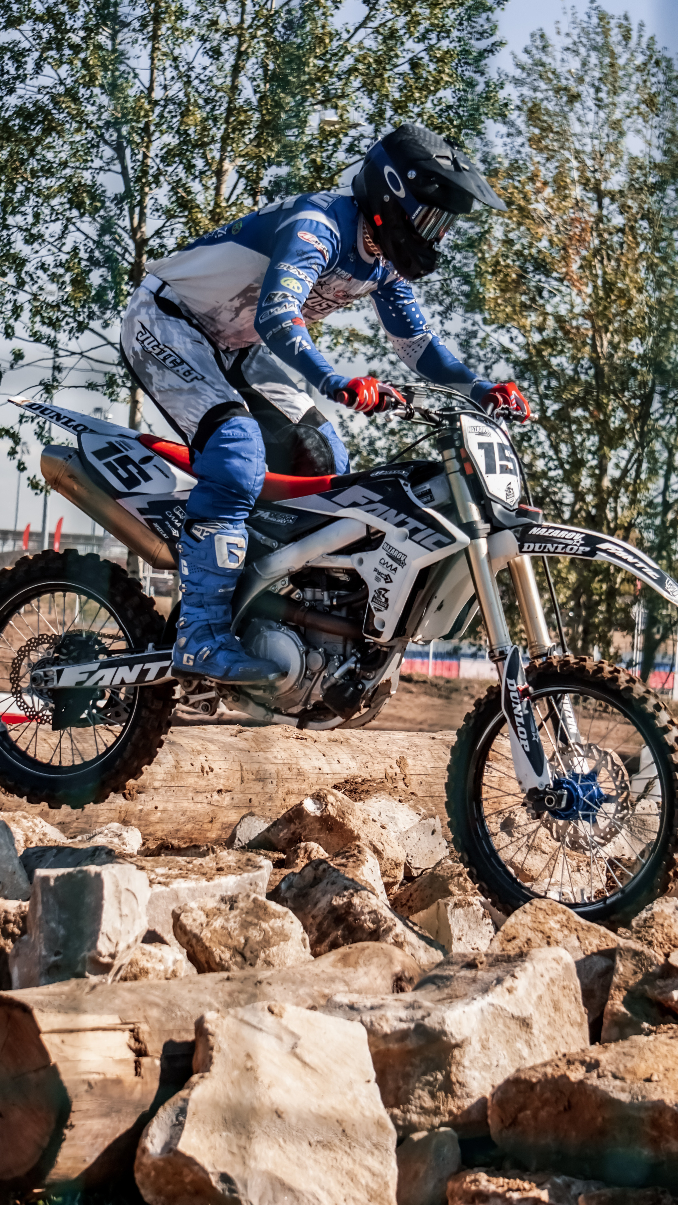 Motocross. Yaratezza production