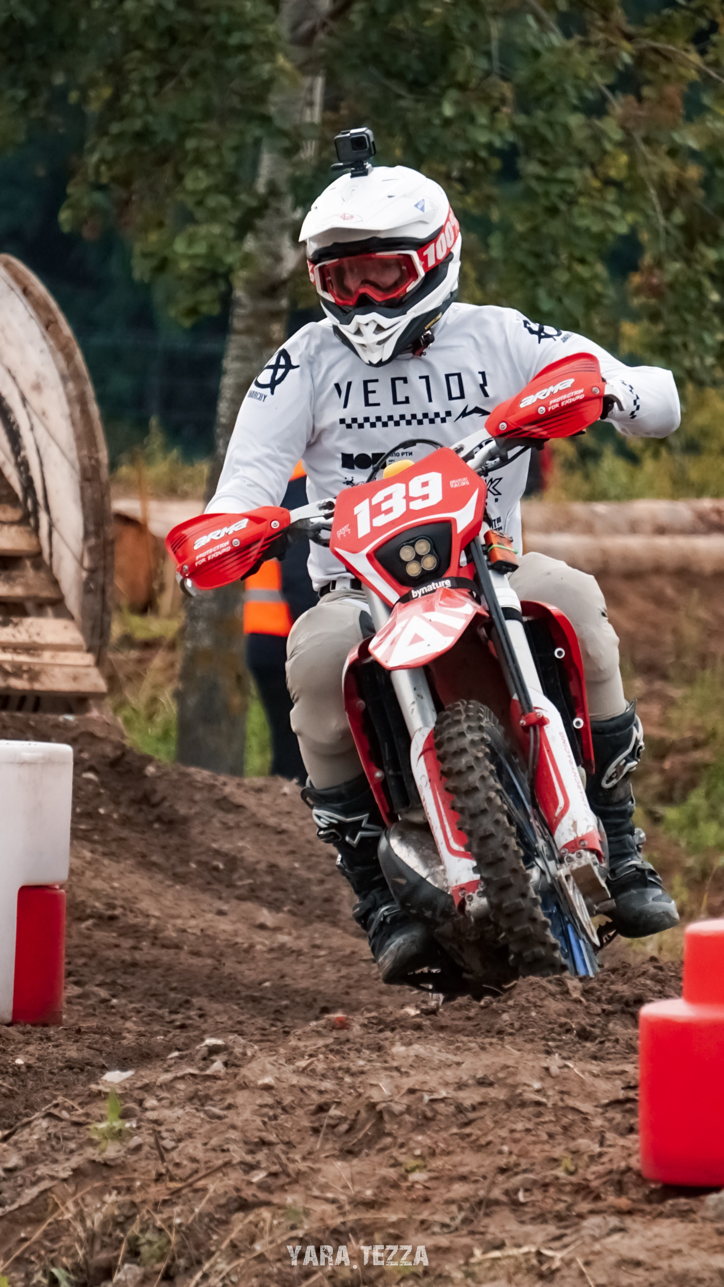 Motocross. Yaratezza production