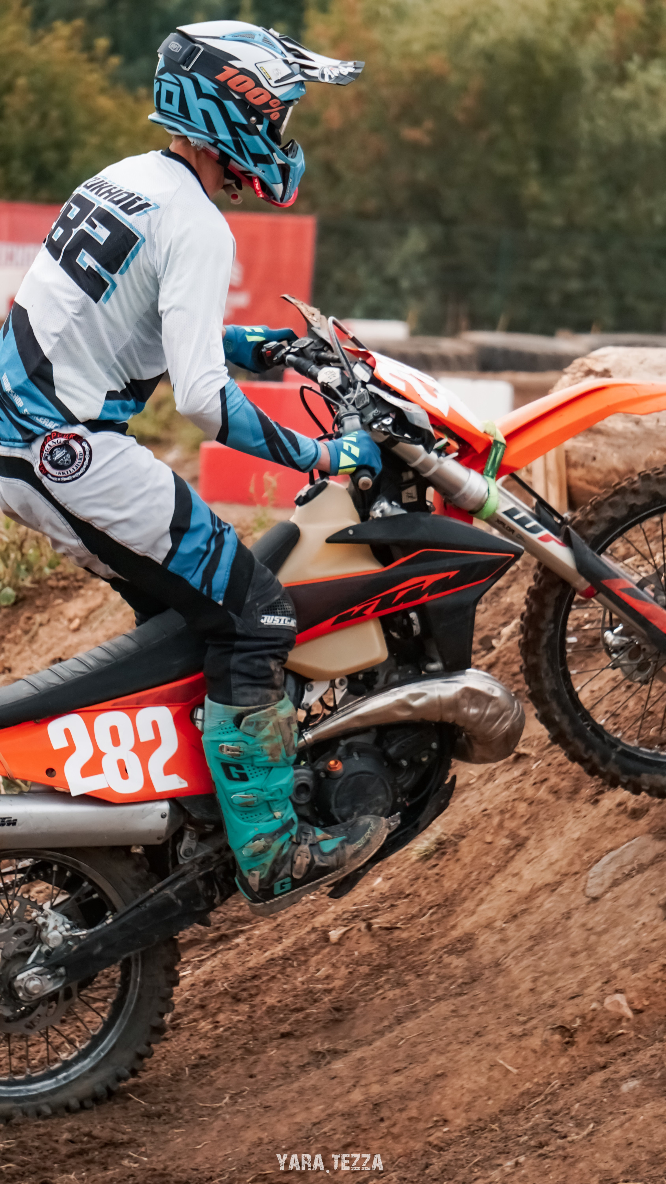 Motocross. Yaratezza production