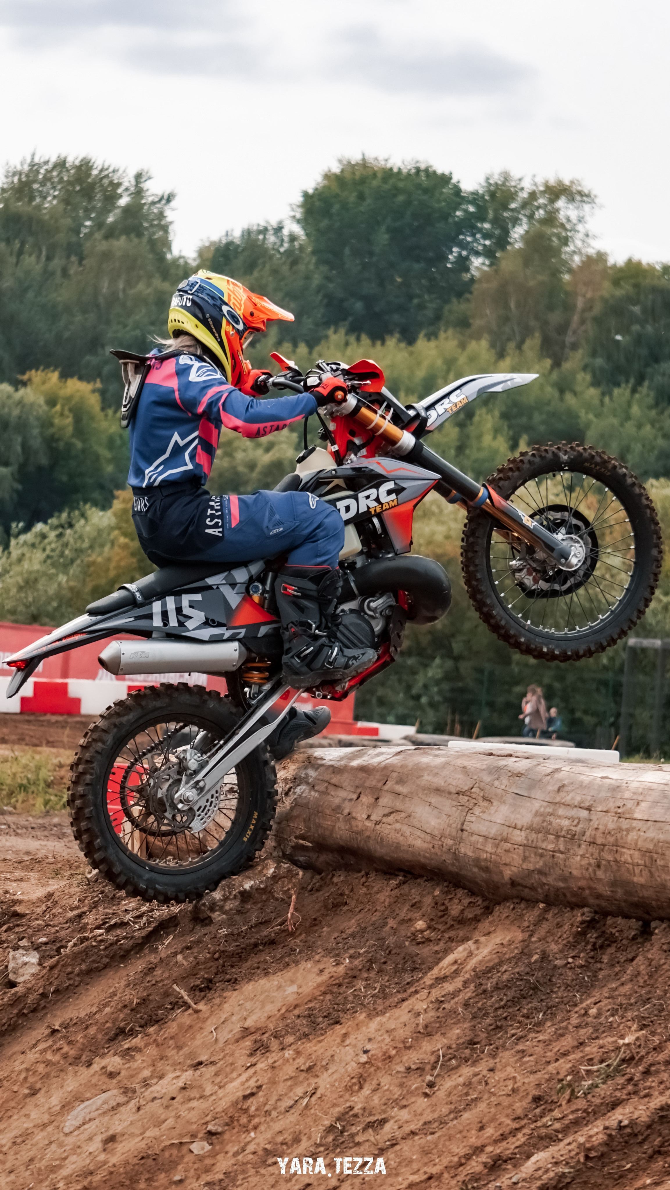 Motocross. Yaratezza production