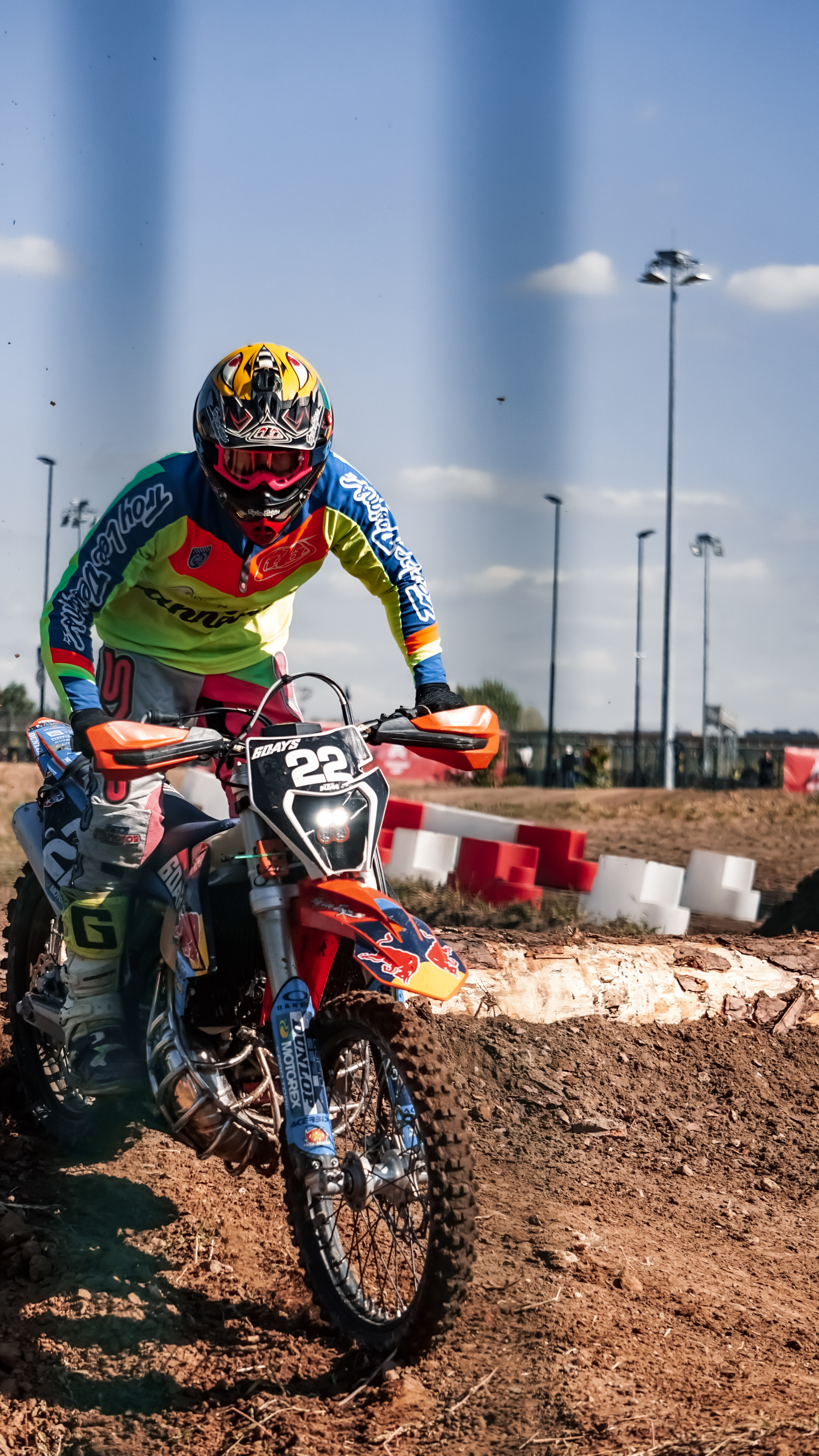 Motocross. Yaratezza production