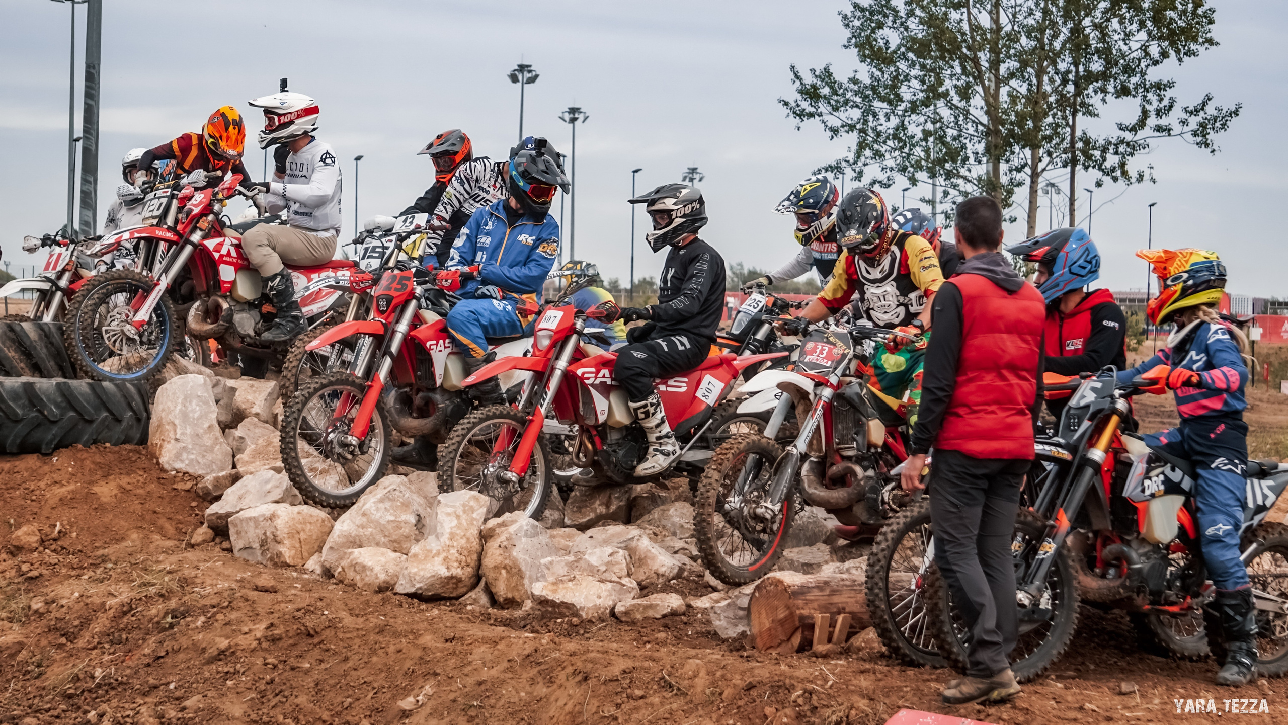 Motocross. Yaratezza production